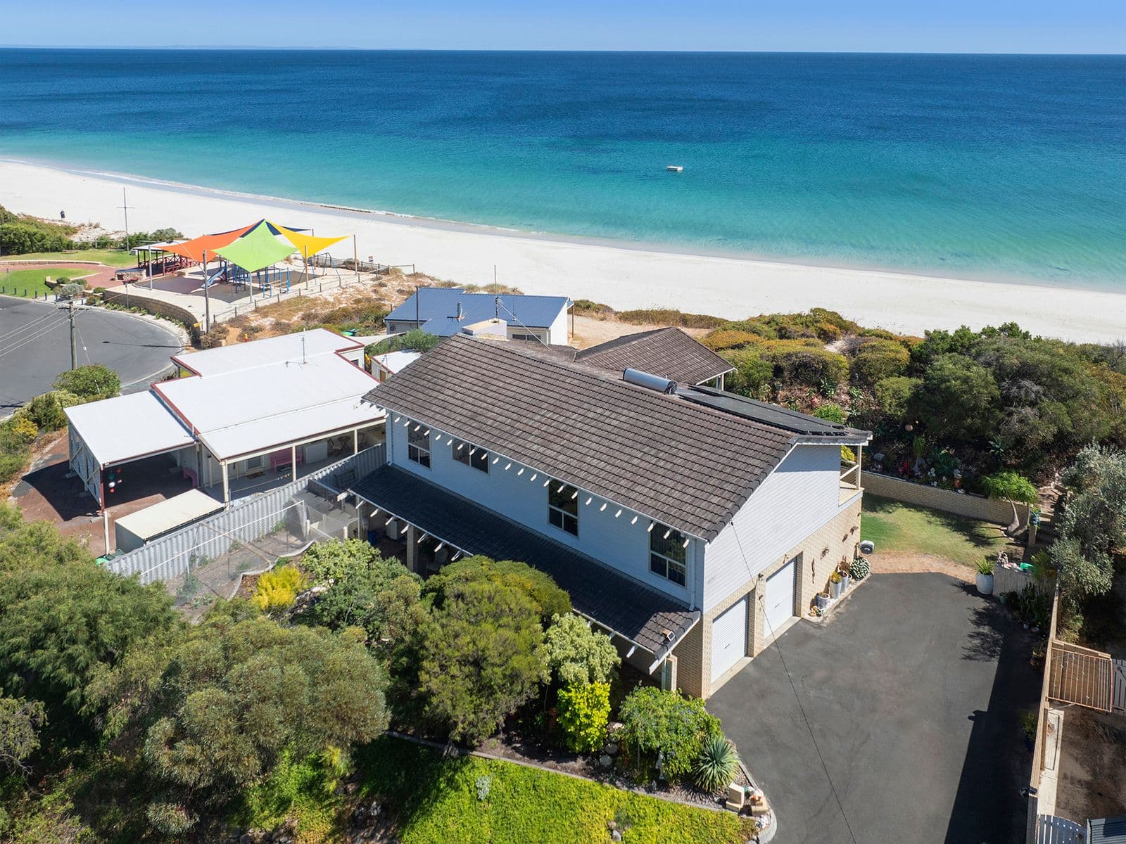 7 McCourt Place, Peppermint Grove Beach - Thumbnail 3