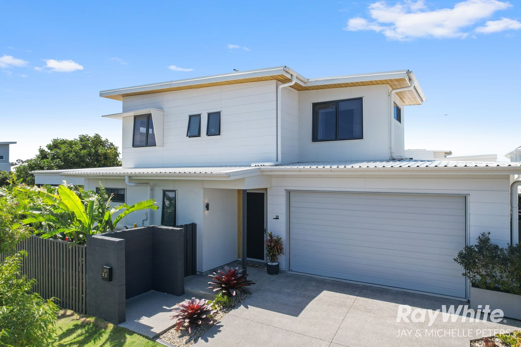 22 Sunrise Street, Newport QLD 4020, Newport - Thumbnail 2