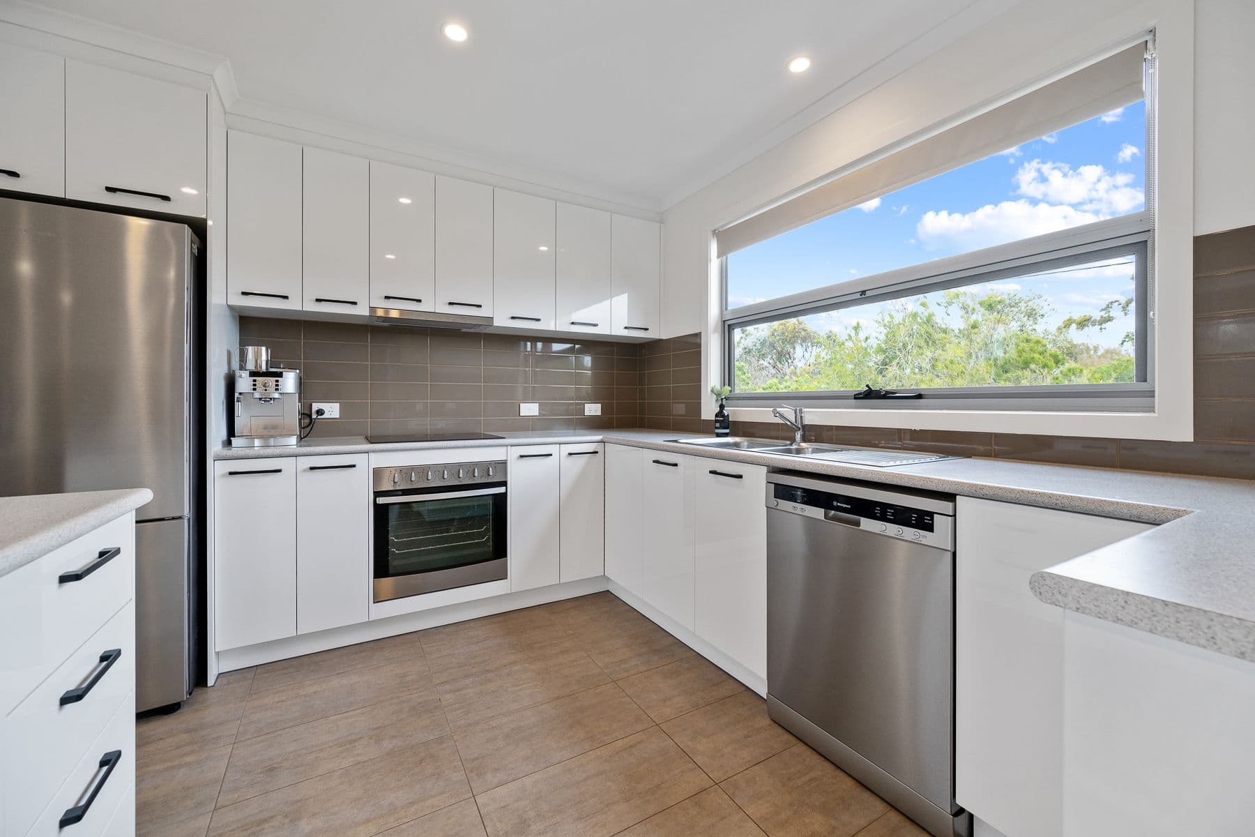 6 Graham Avenue, Venus Bay VIC 3956, Venus Bay - Thumbnail 2