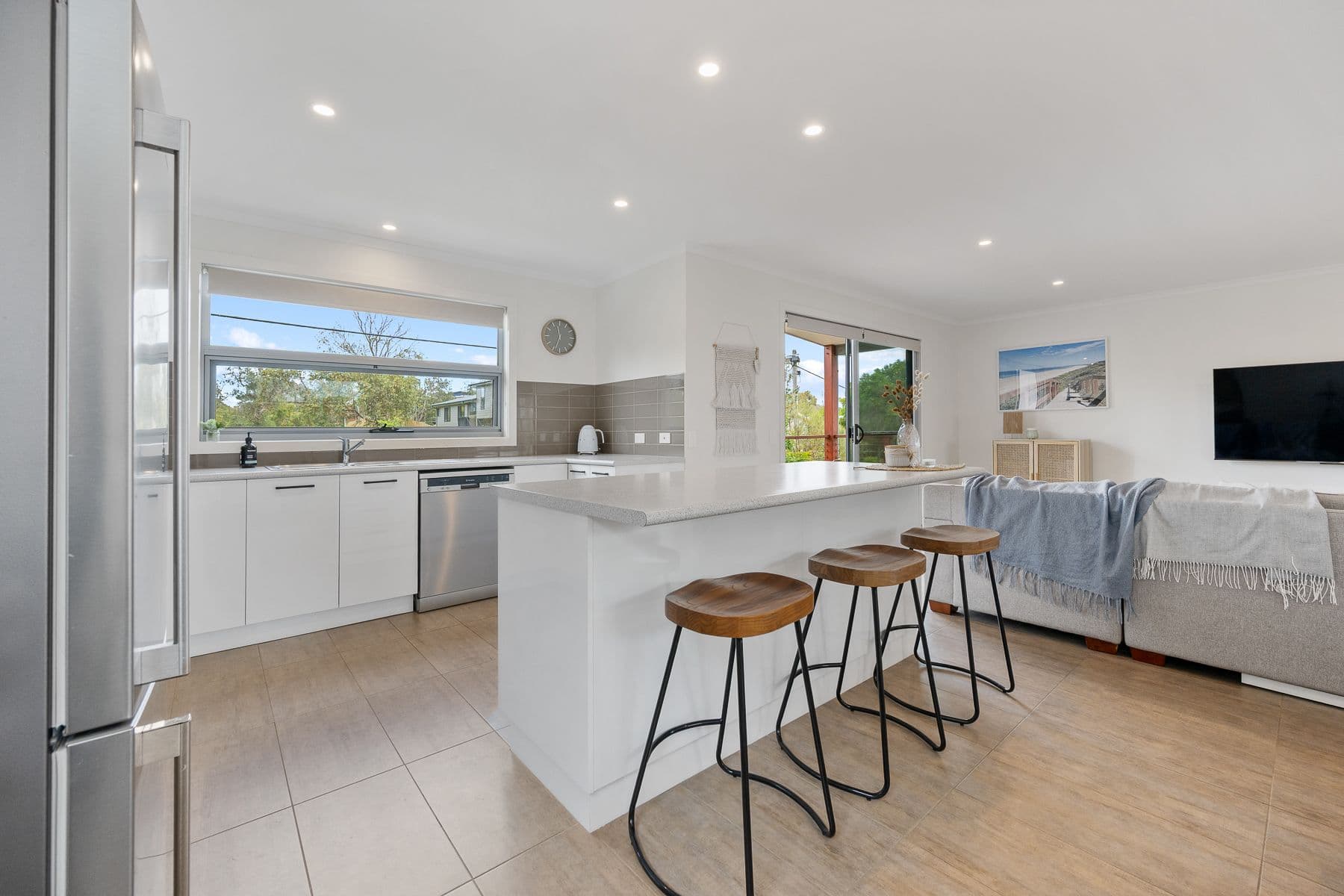 6 Graham Avenue, Venus Bay VIC 3956, Venus Bay - Thumbnail 4