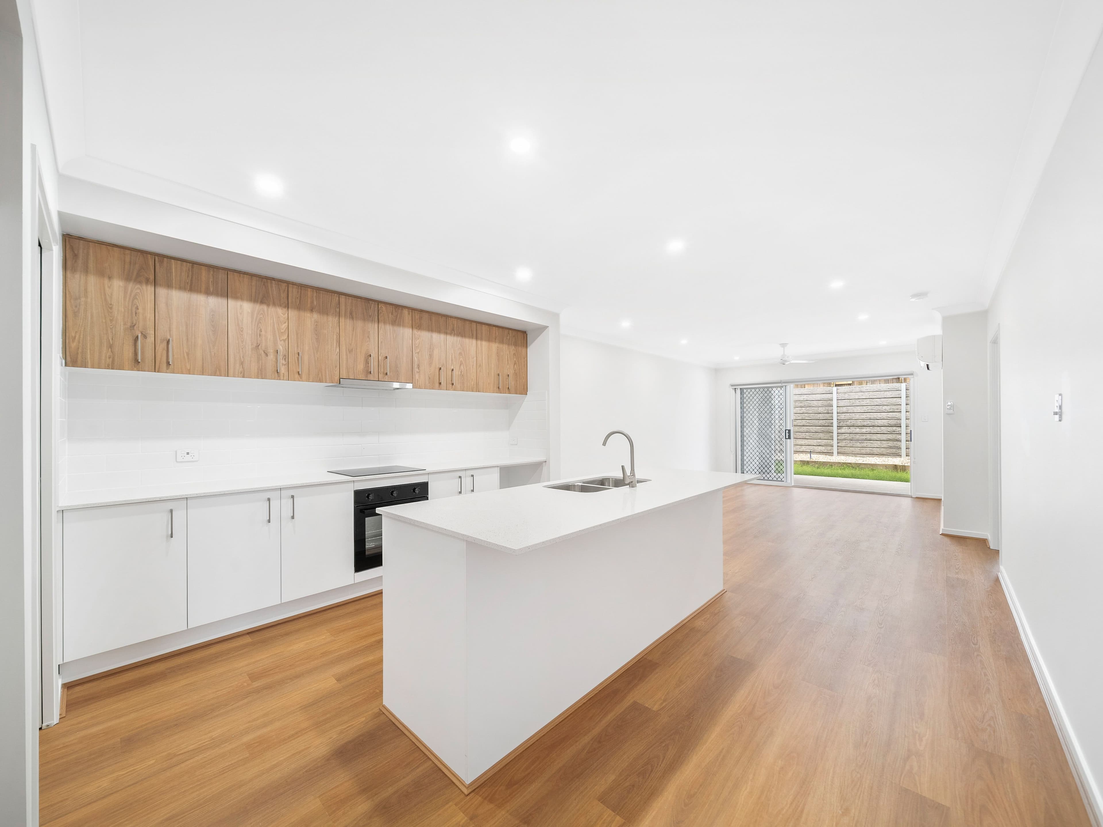 27 Magnetic Street, Morayfield QLD 4506, Morayfield - Thumbnail 3