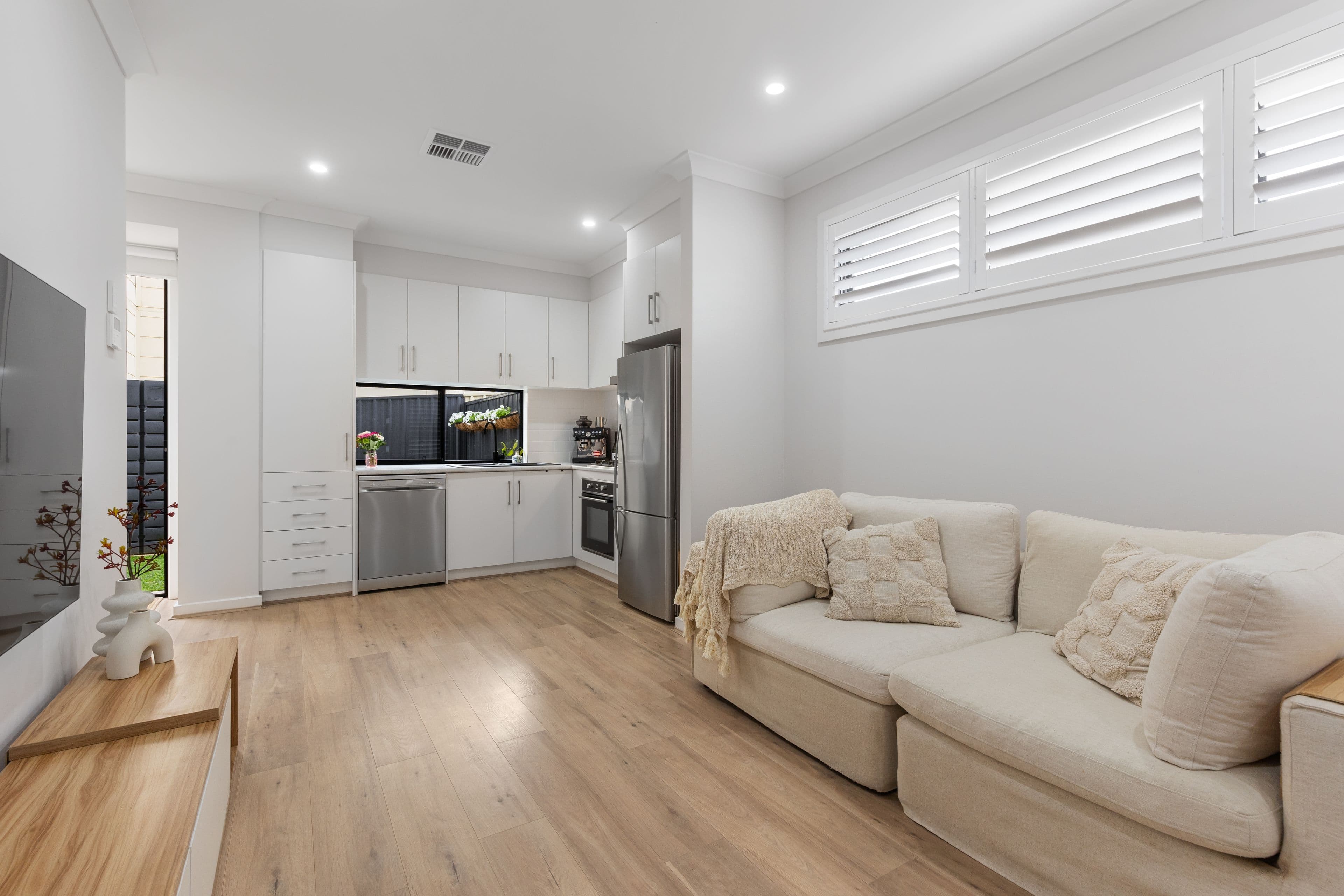 22 Maturin Avenue, Christies Beach SA 5165, Christies Beach - Thumbnail 3
