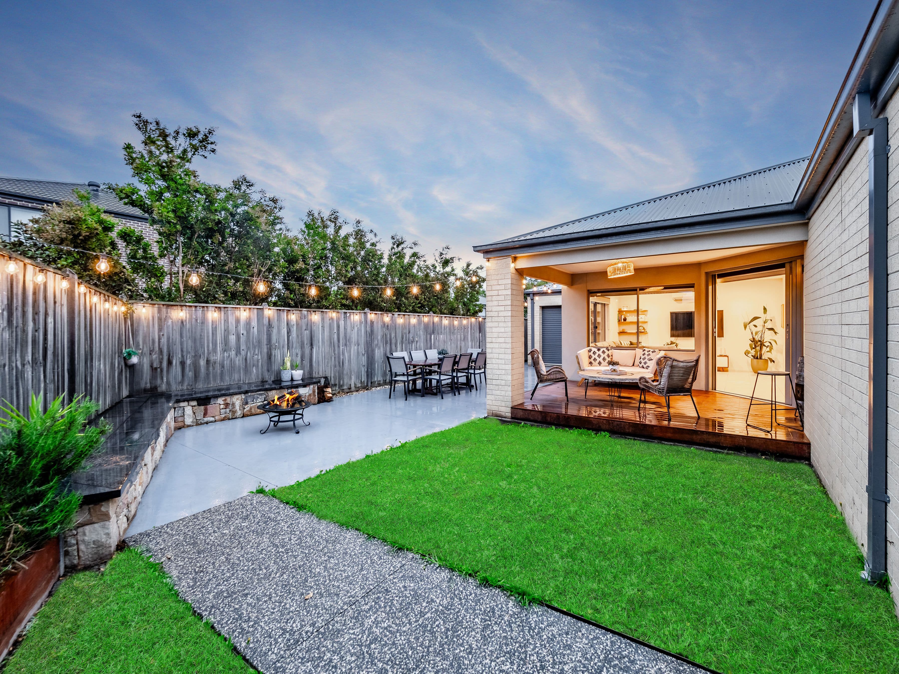 4 Castillo Avenue, Clyde North VIC 3978, Clyde North - Image 1