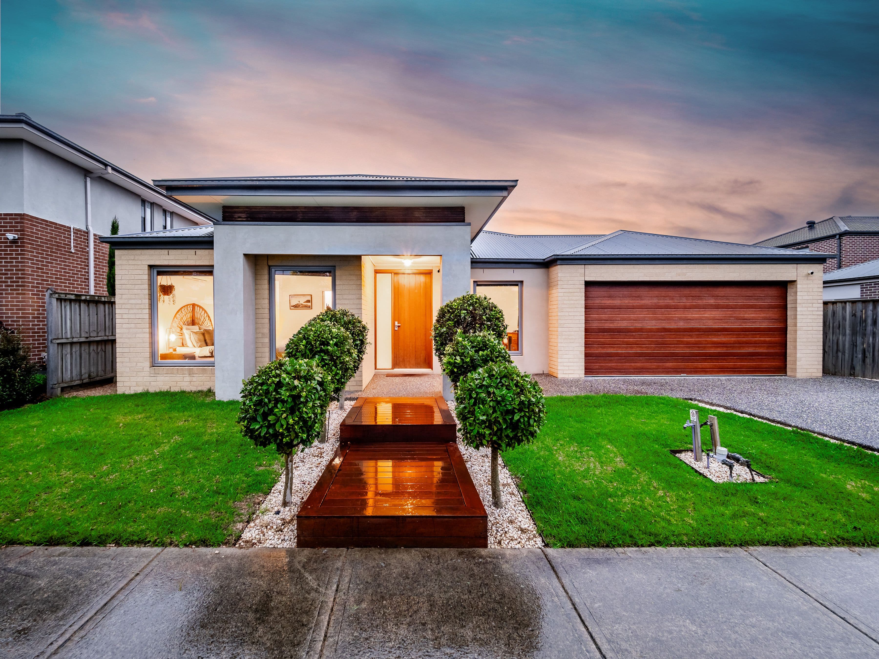 4 Castillo Avenue, Clyde North VIC 3978, Clyde North - Thumbnail 3