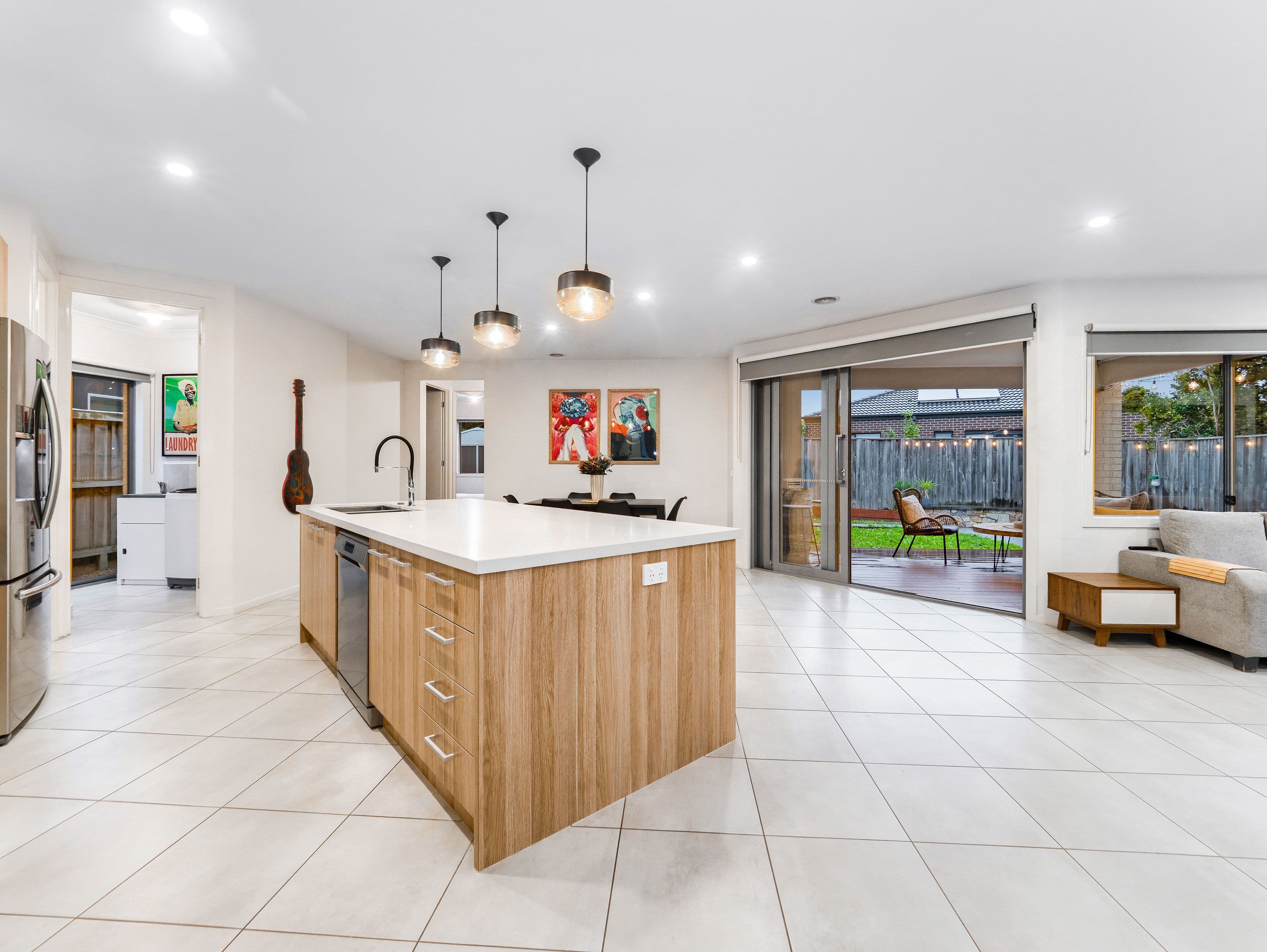 4 Castillo Avenue, Clyde North VIC 3978, Clyde North - Thumbnail 7