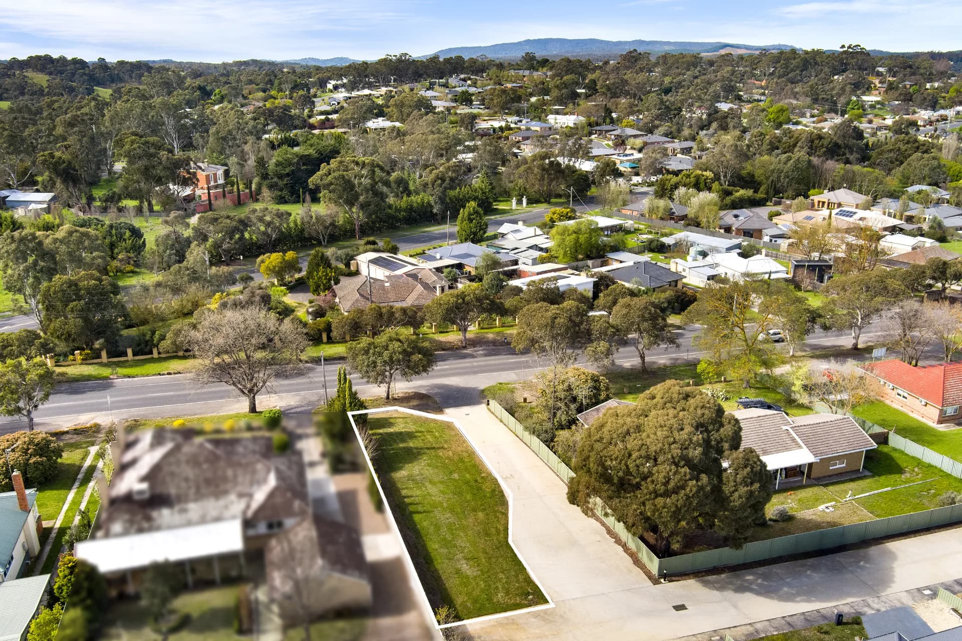 14 Hakea Drive, Castlemaine, VIC, Castlemaine - Thumbnail 3