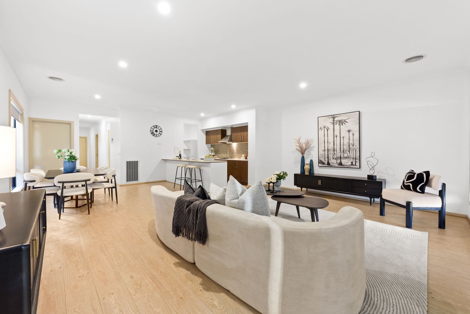 41 Petunia Drive, Keysborough - Thumbnail 2