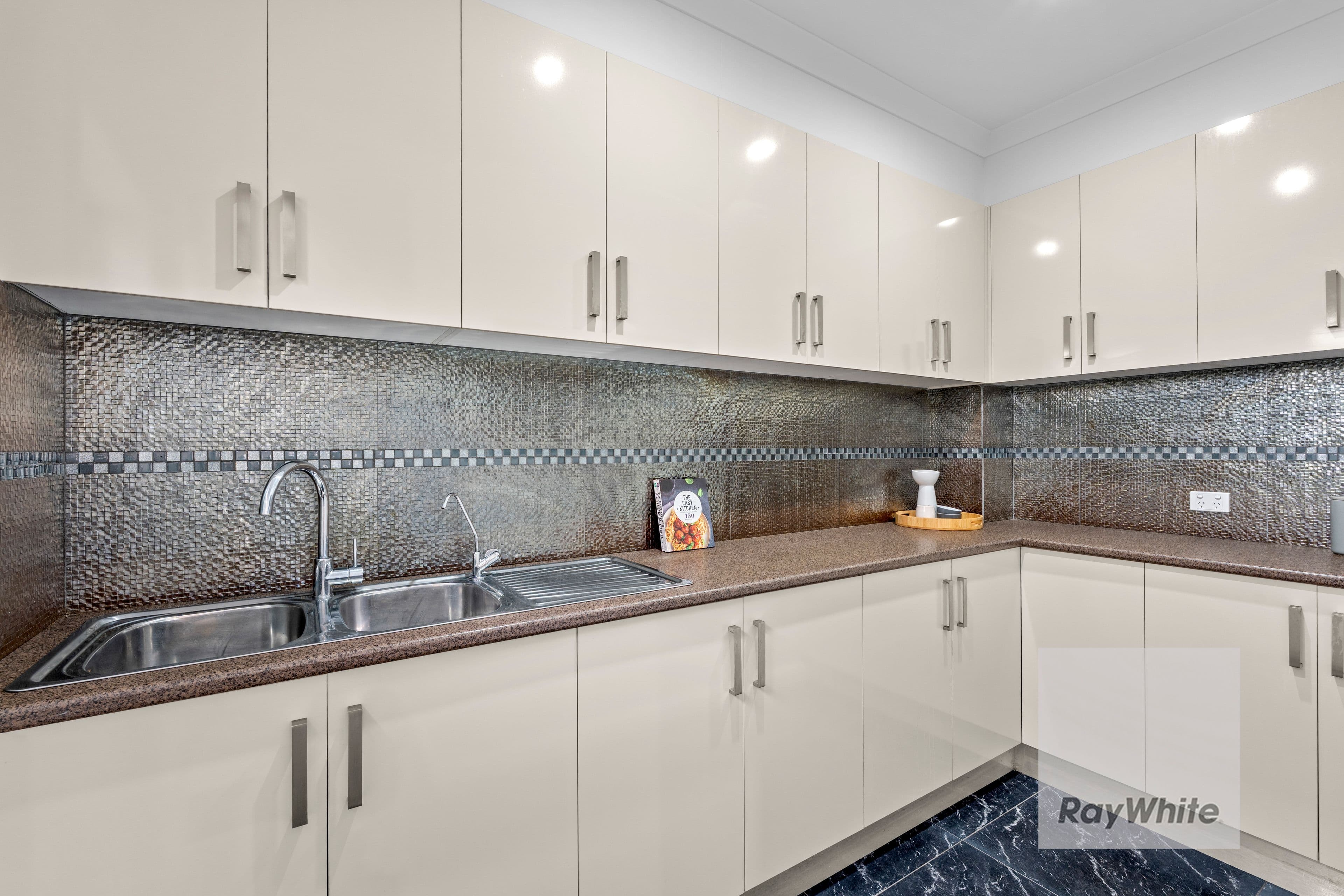 108 Arthur Street, Bundoora VIC 3083, Bundoora - Thumbnail 5