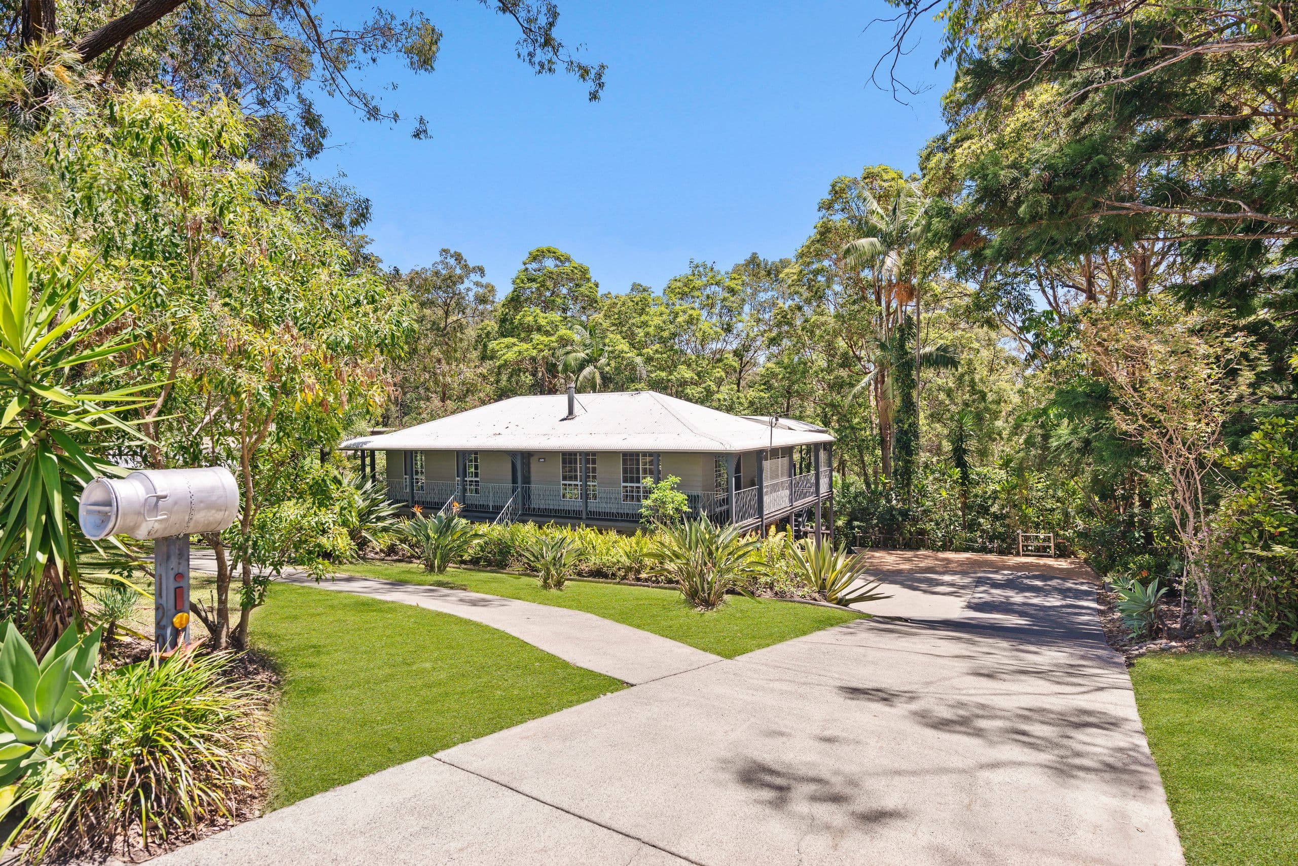 129 Simpsons Road, Elanora QLD 4221, Elanora - Image 1