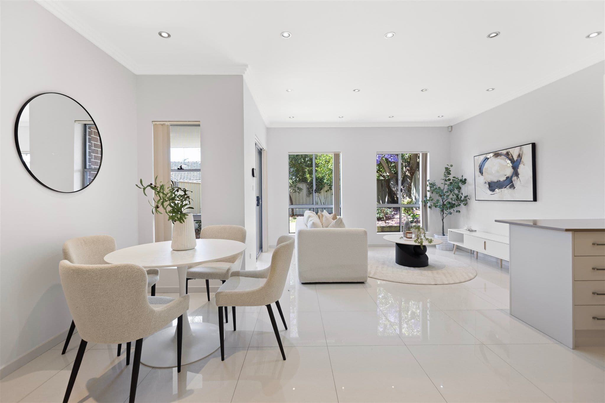 73 Broadarrow Road, Narwee - Thumbnail 3