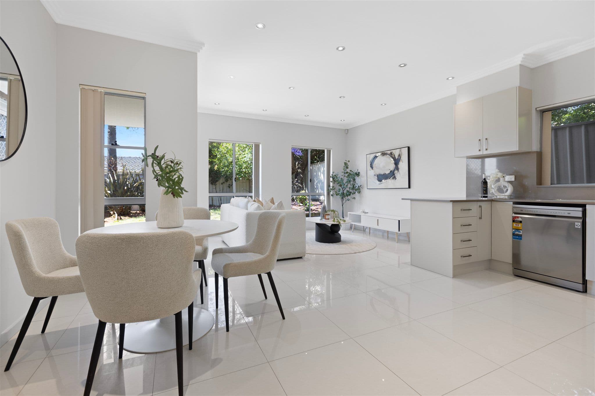 73 Broadarrow Road, Narwee - Thumbnail 5