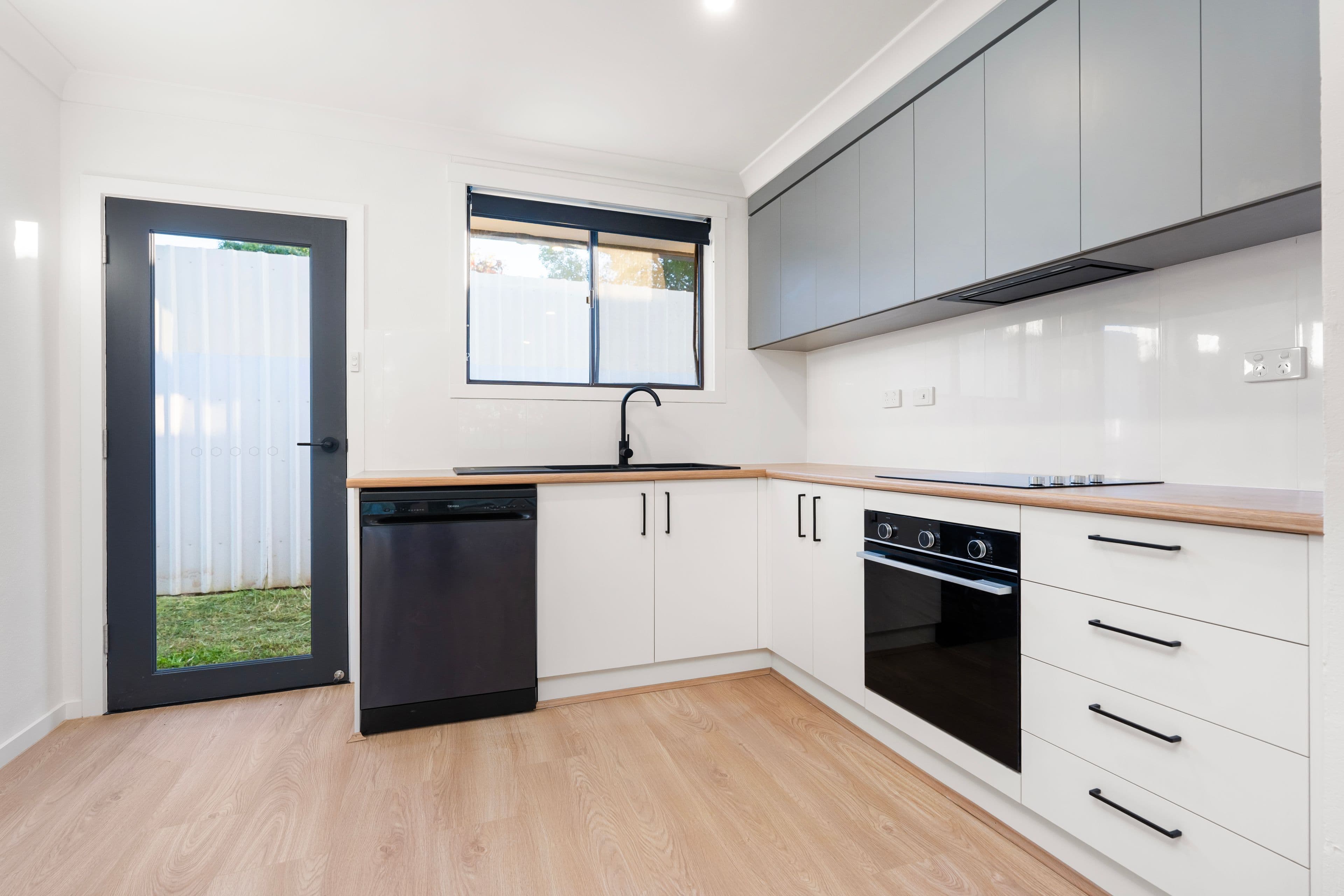 22 Blair Street, Culcairn NSW 2660, Culcairn - Thumbnail 2