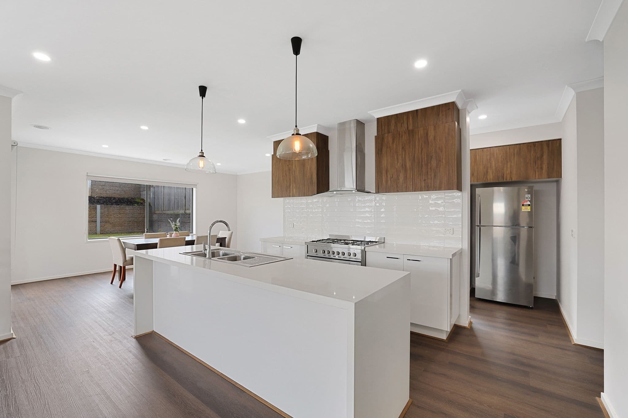 75 Willandra Circuit, Warragul VIC 3820, Warragul - Thumbnail 2