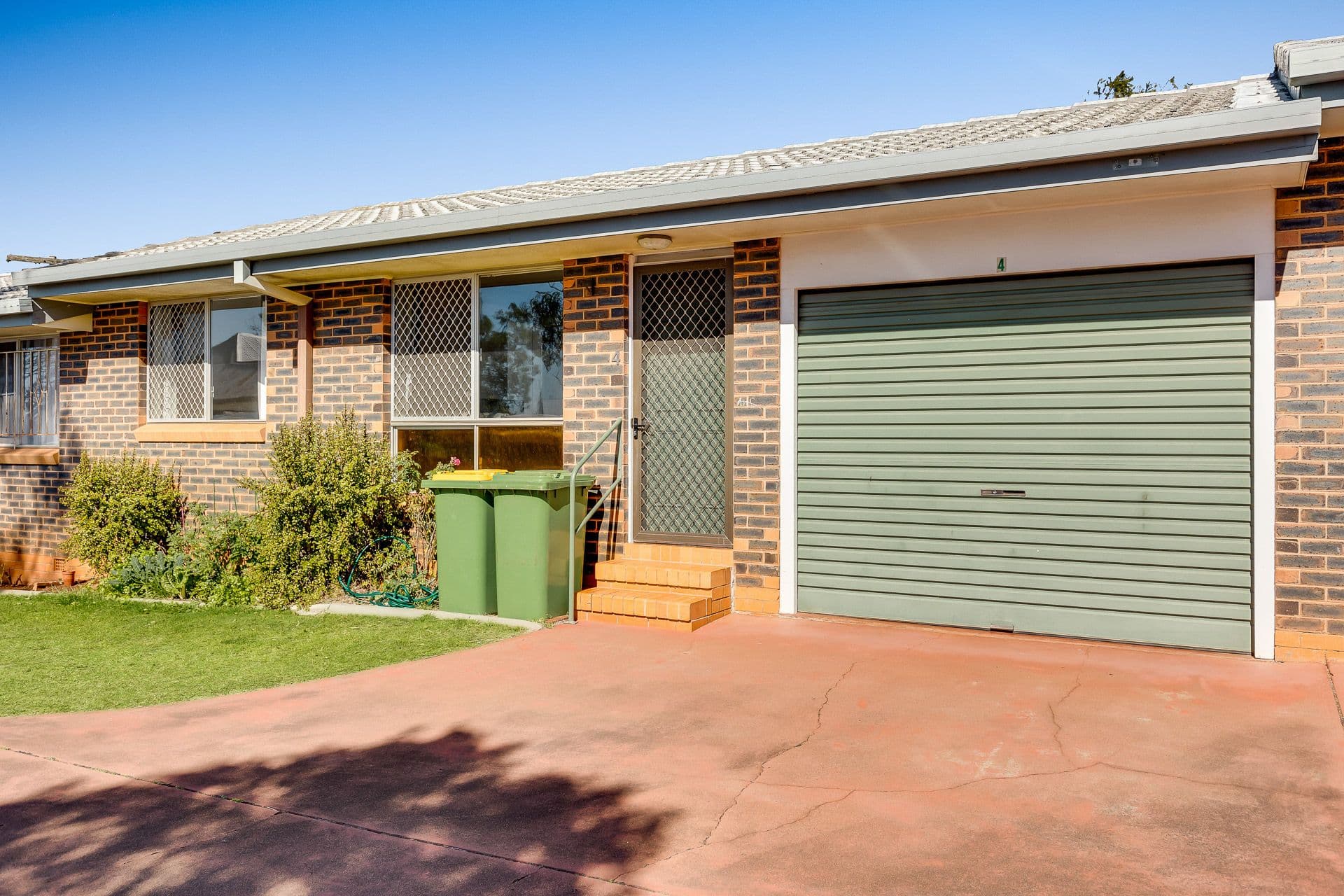 335 West Street, Harristown QLD 4350, Harristown - Image 1