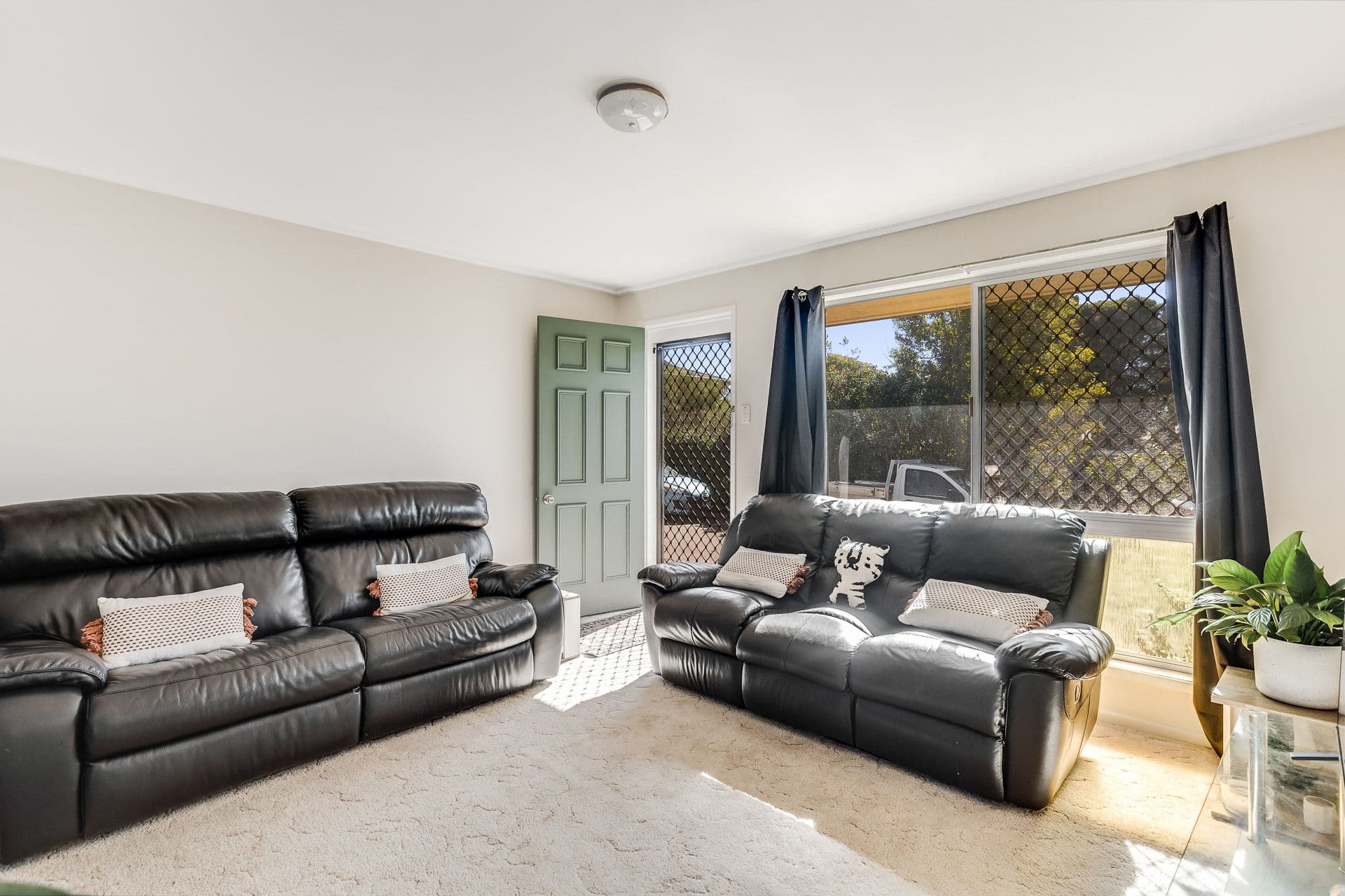 335 West Street, Harristown QLD 4350, Harristown - Thumbnail 2
