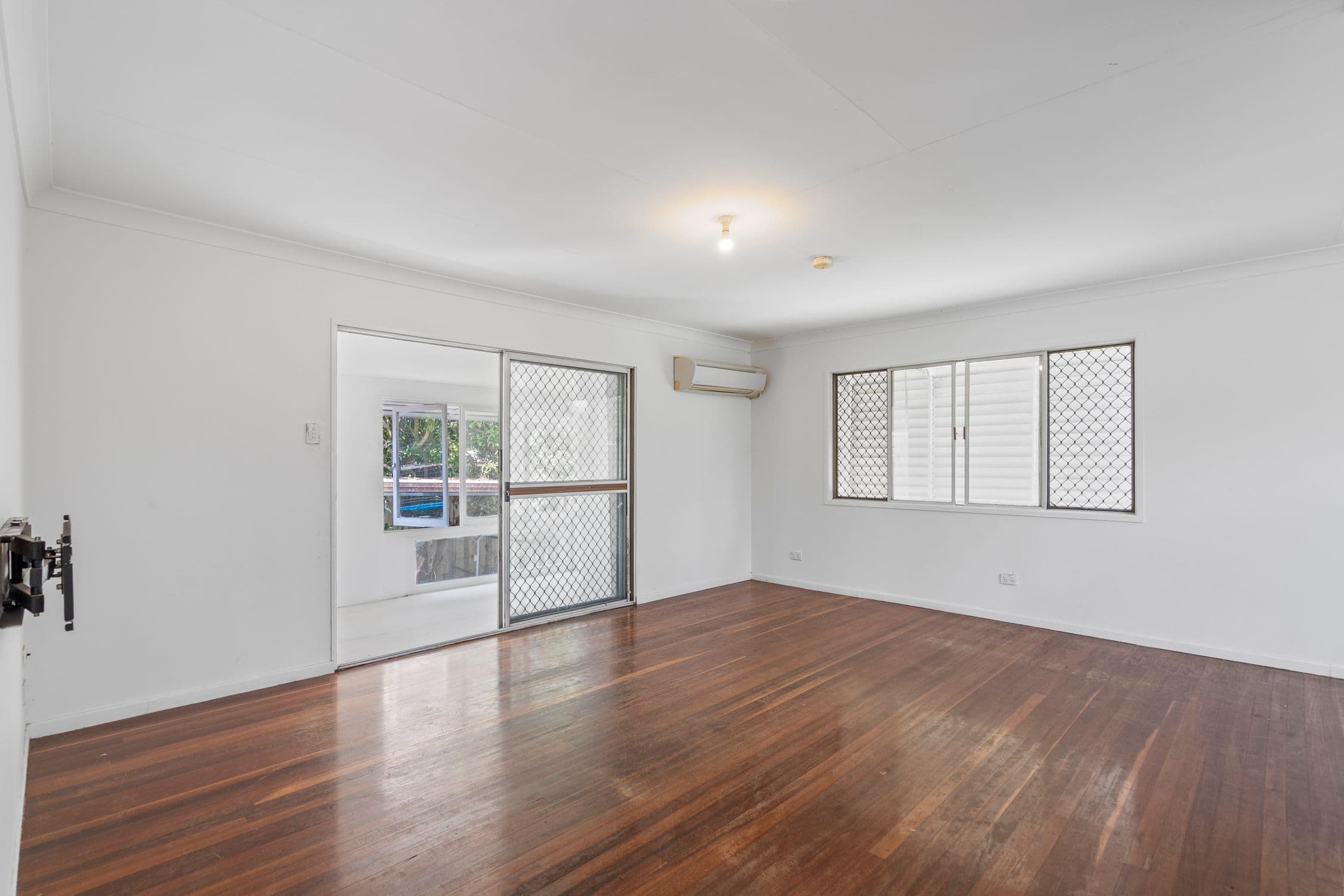 123 Brisbane Road, Riverview QLD 4303, Riverview - Thumbnail 6