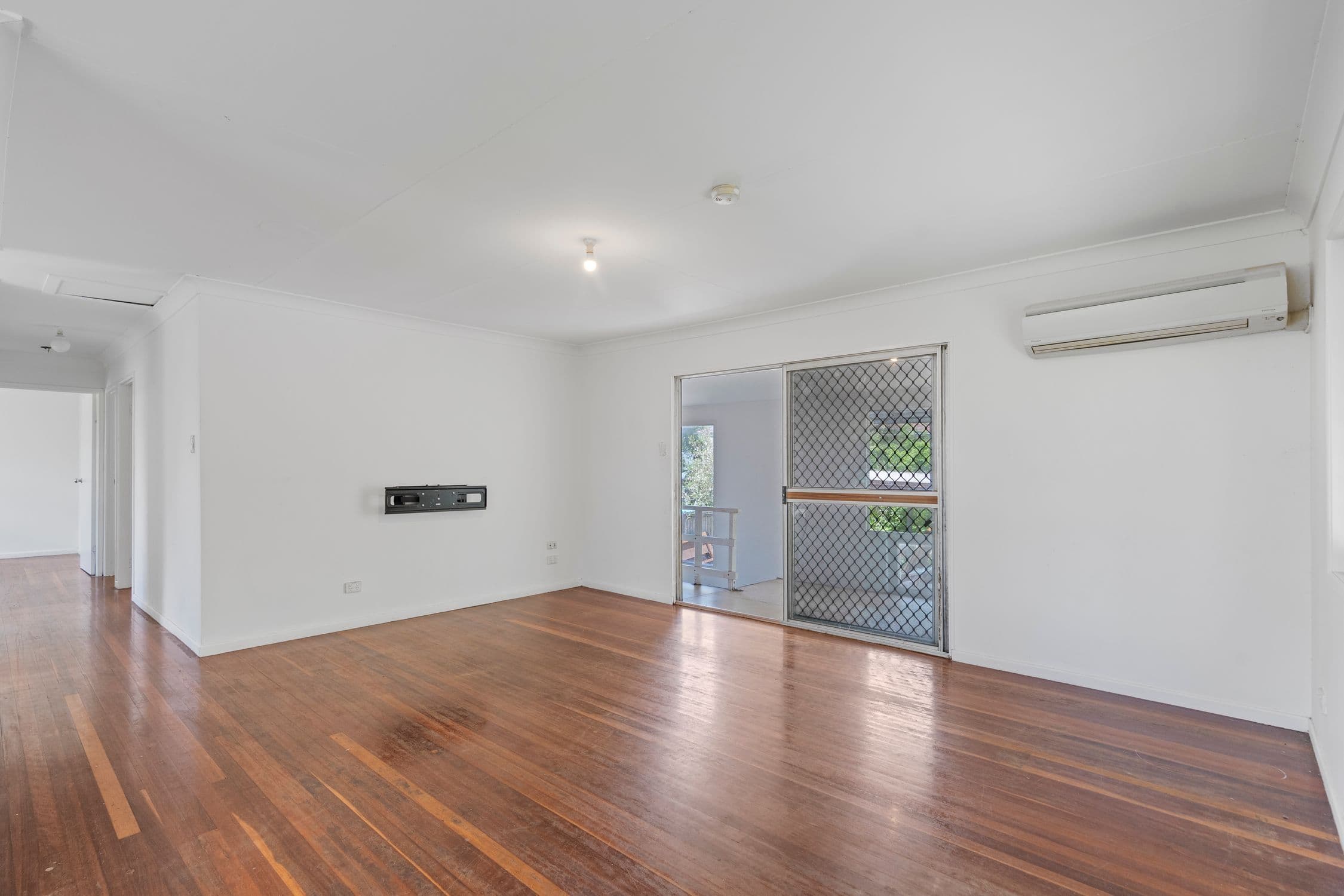 123 Brisbane Road, Riverview QLD 4303, Riverview - Thumbnail 7