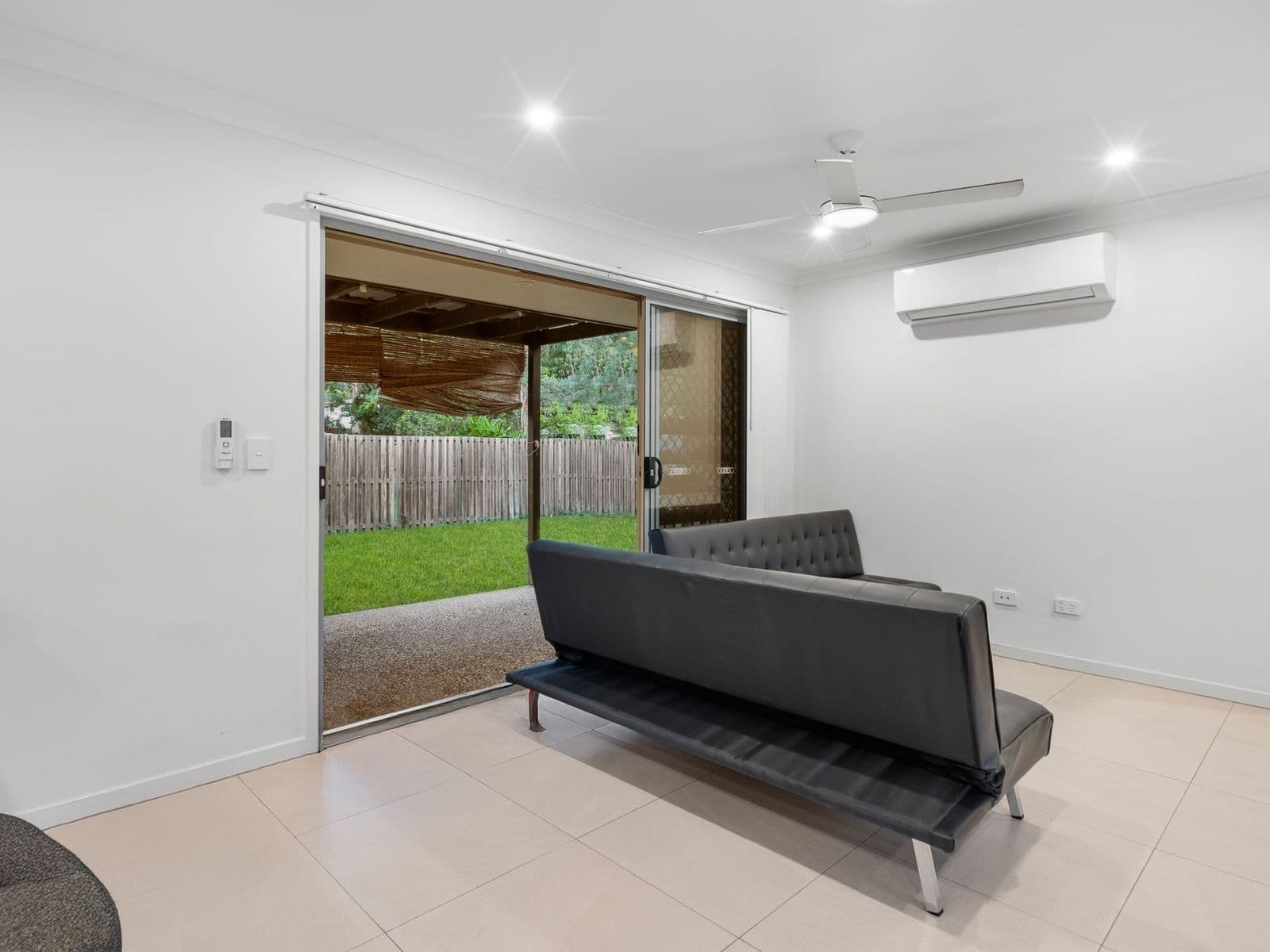 43a Evergreen Avenue, Loganlea - Thumbnail 3