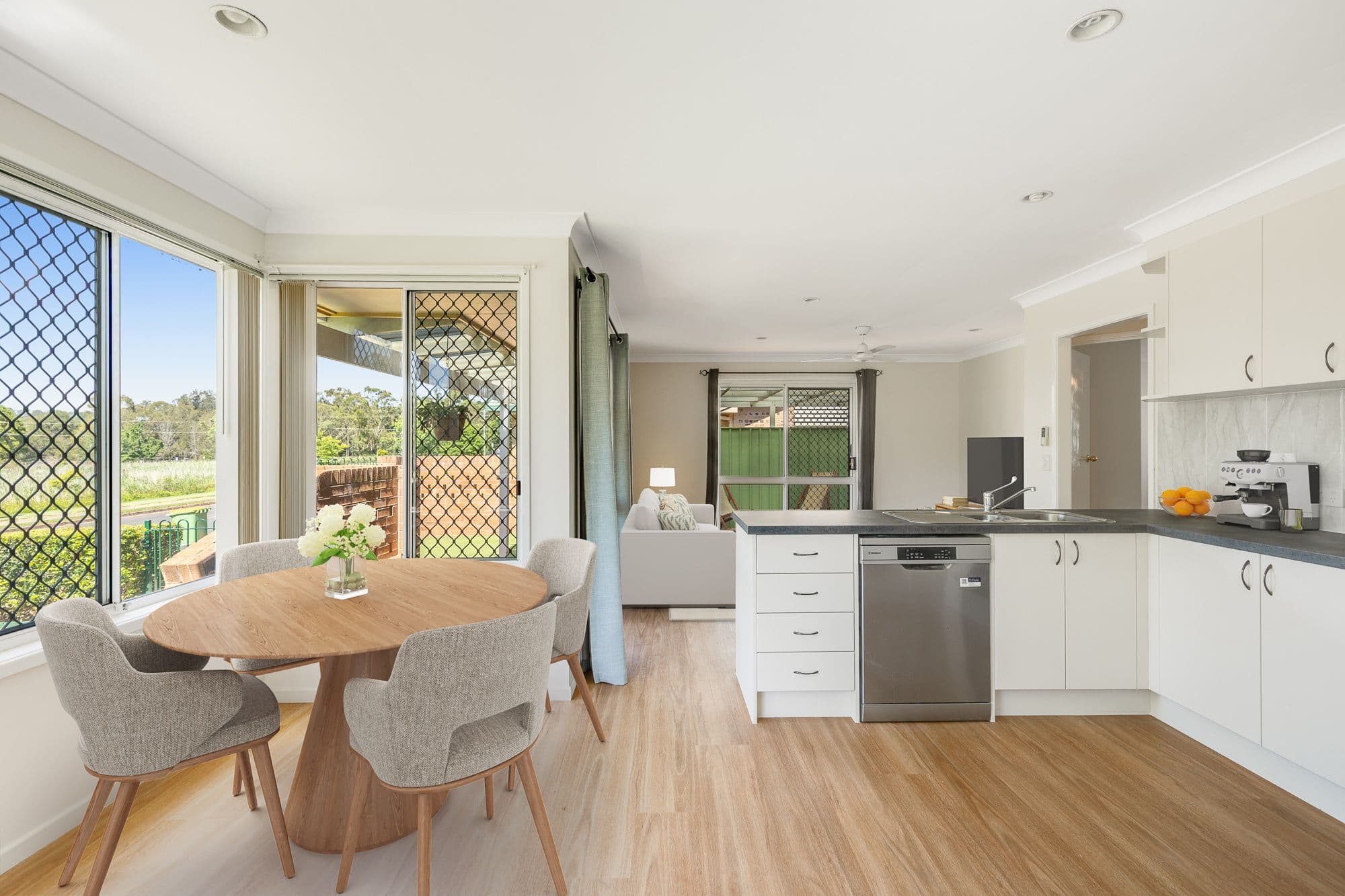 2 Marguerita Court, Centenary Heights QLD 4350, Centenary Heights - Thumbnail 4