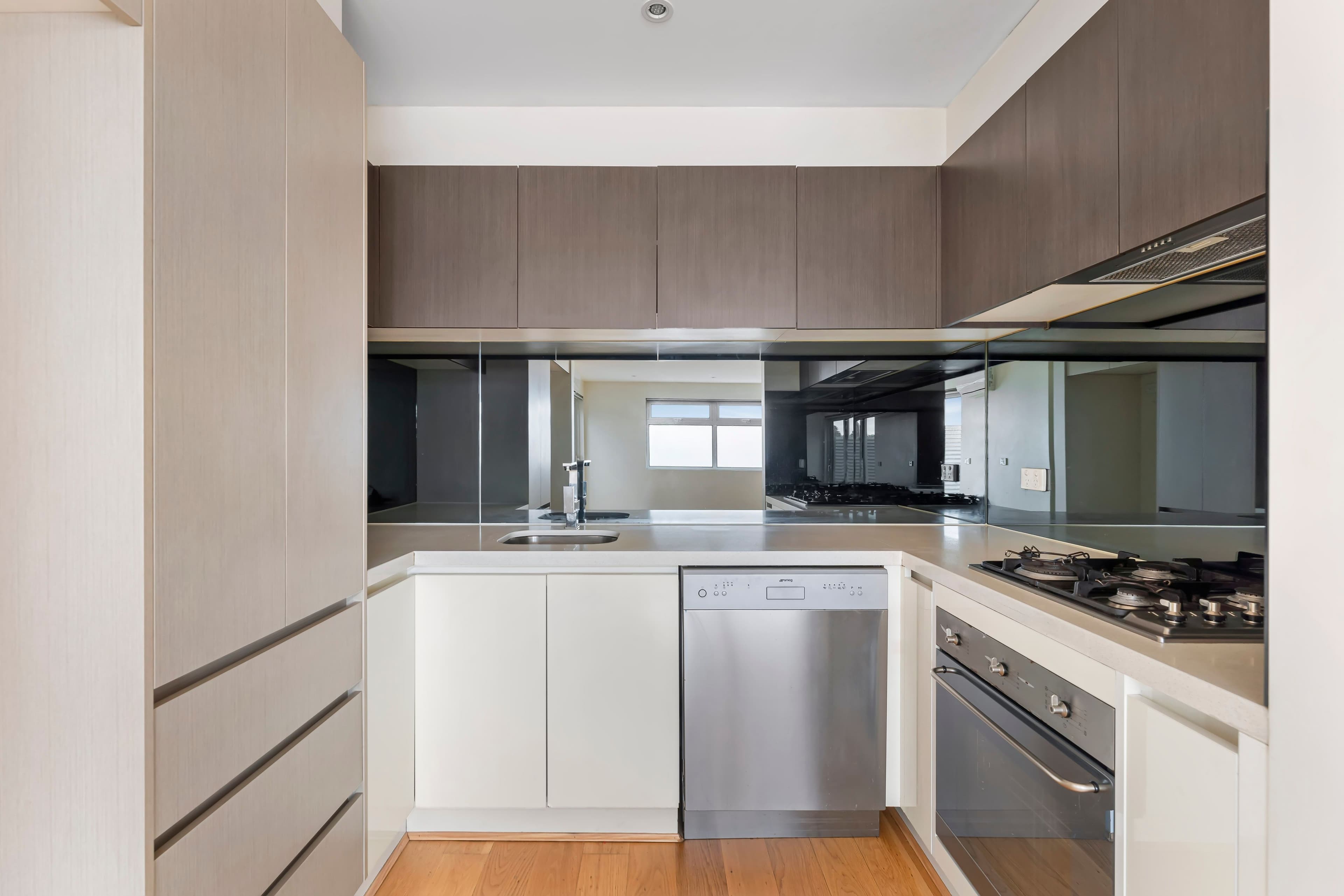 2C Walsh Street, Ormond VIC 3204, Ormond - Thumbnail 2