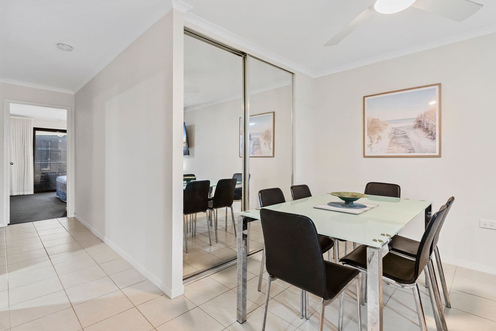 22 Second Avenue, Broadbeach QLD 4218, Broadbeach - Thumbnail 4