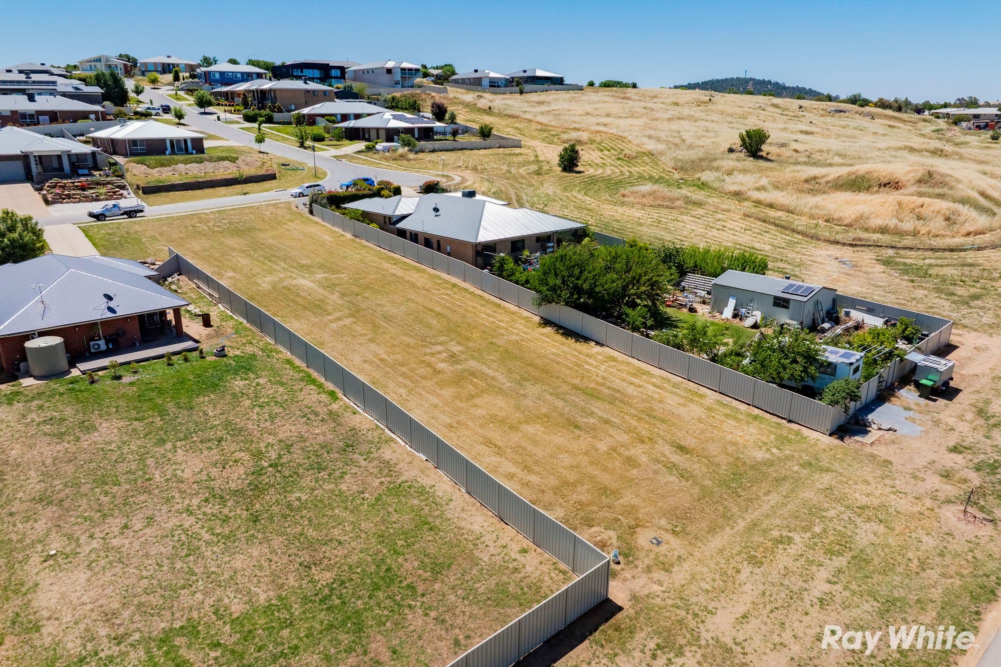 3 Sunvale Crescent, Estella NSW 2650, Estella - Thumbnail 2