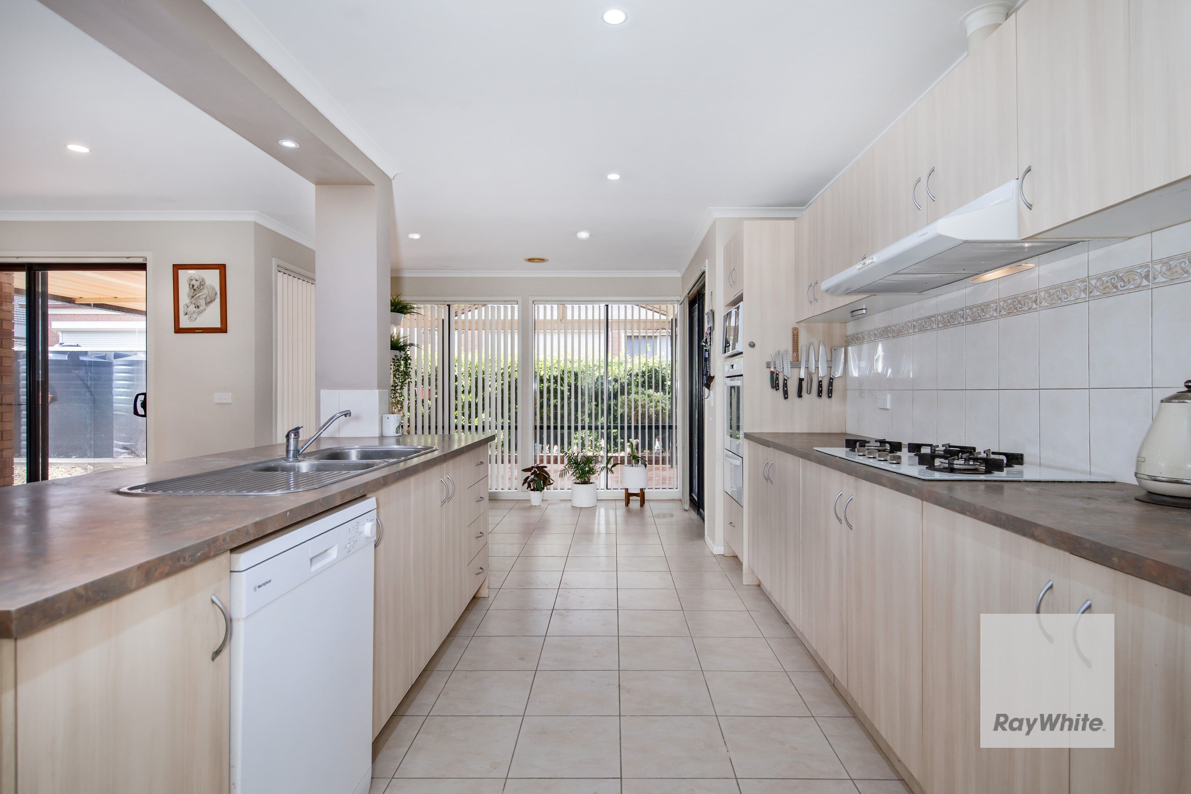 14 George Street, Taylors Hill VIC 3037, Taylors Hill - Thumbnail 7