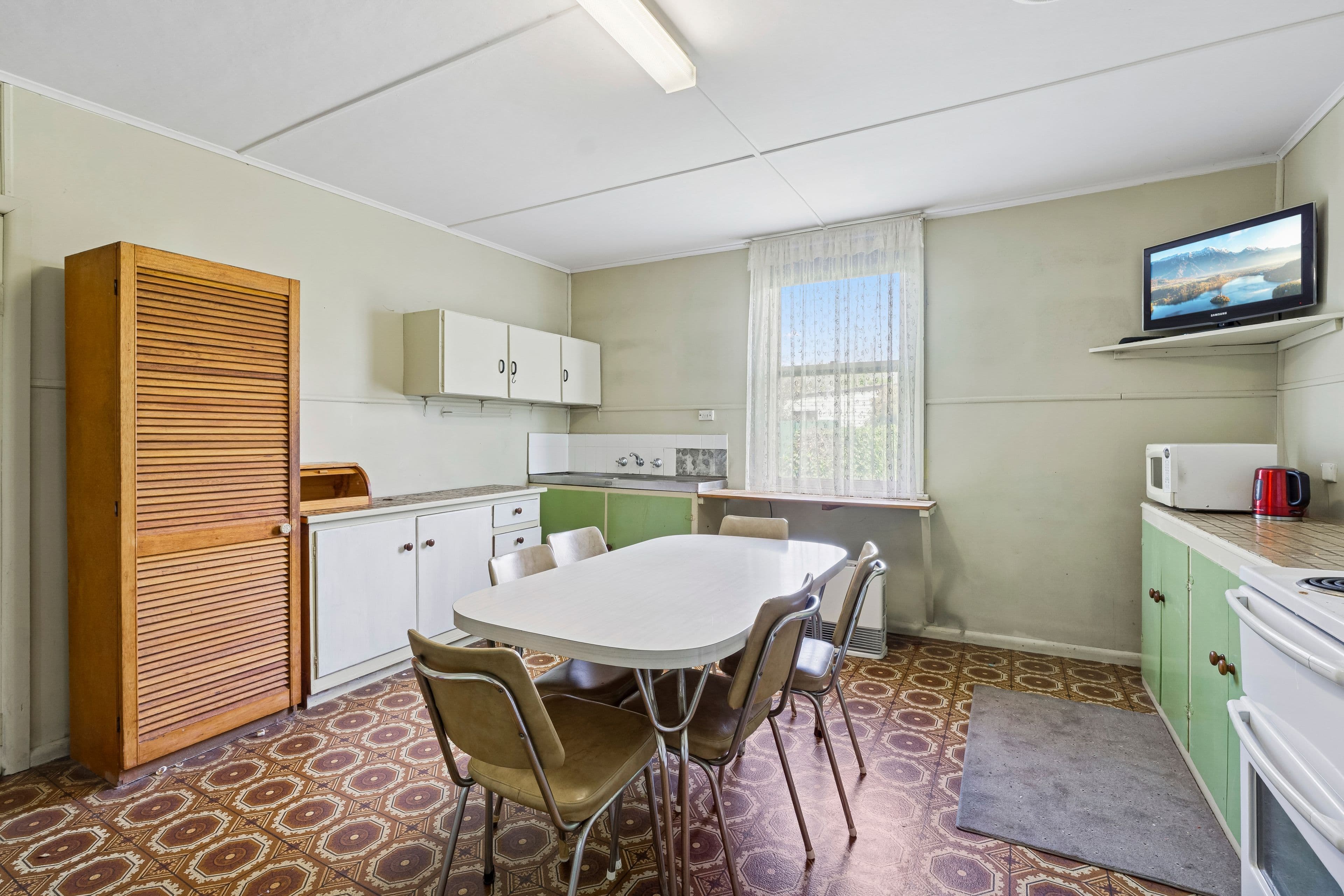 34 Thomson Street, Terang VIC 3264, Terang - Thumbnail 3