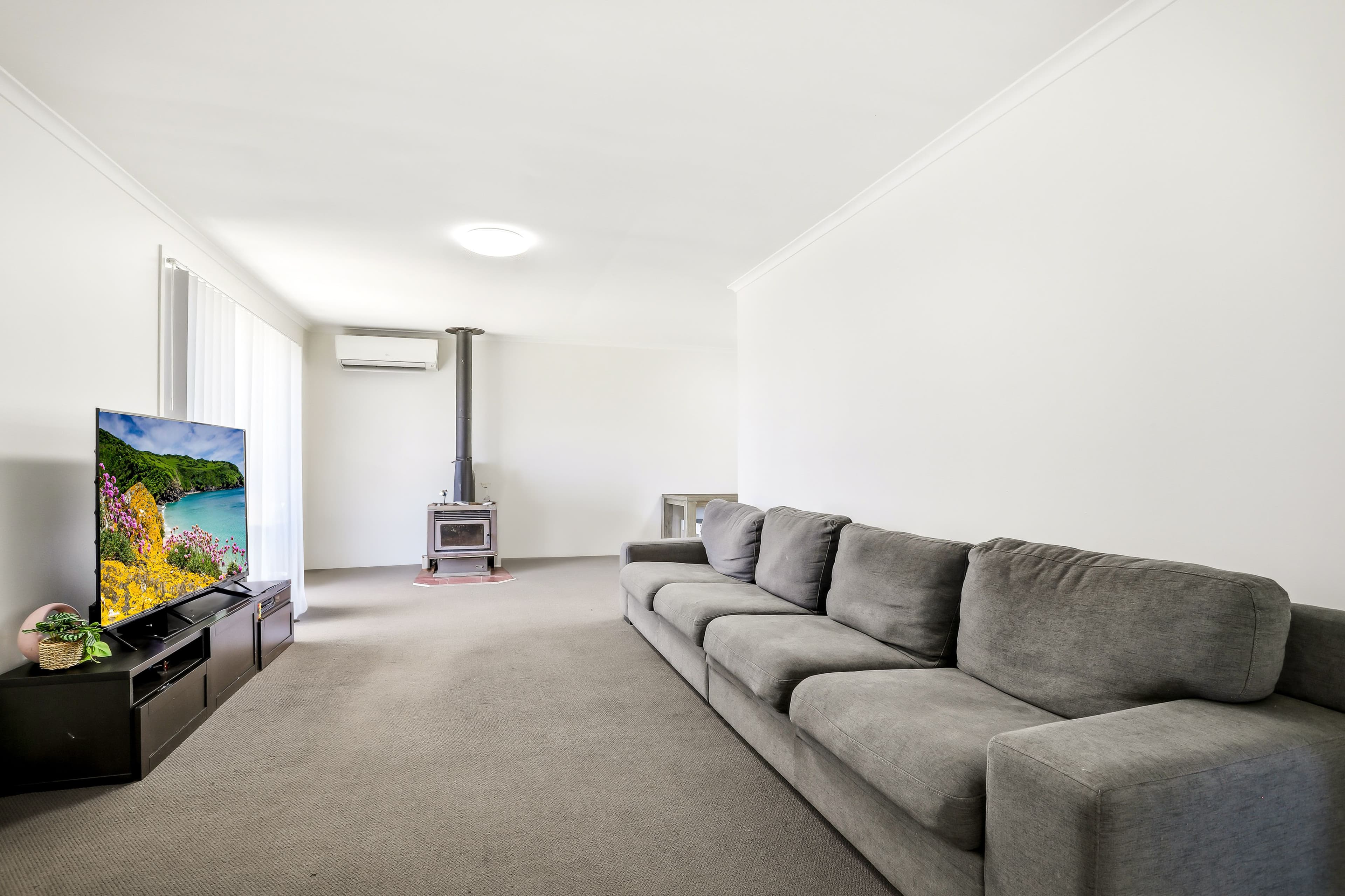 22 Whorlong Street, St Helens Park NSW 2560, St Helens Park - Thumbnail 7