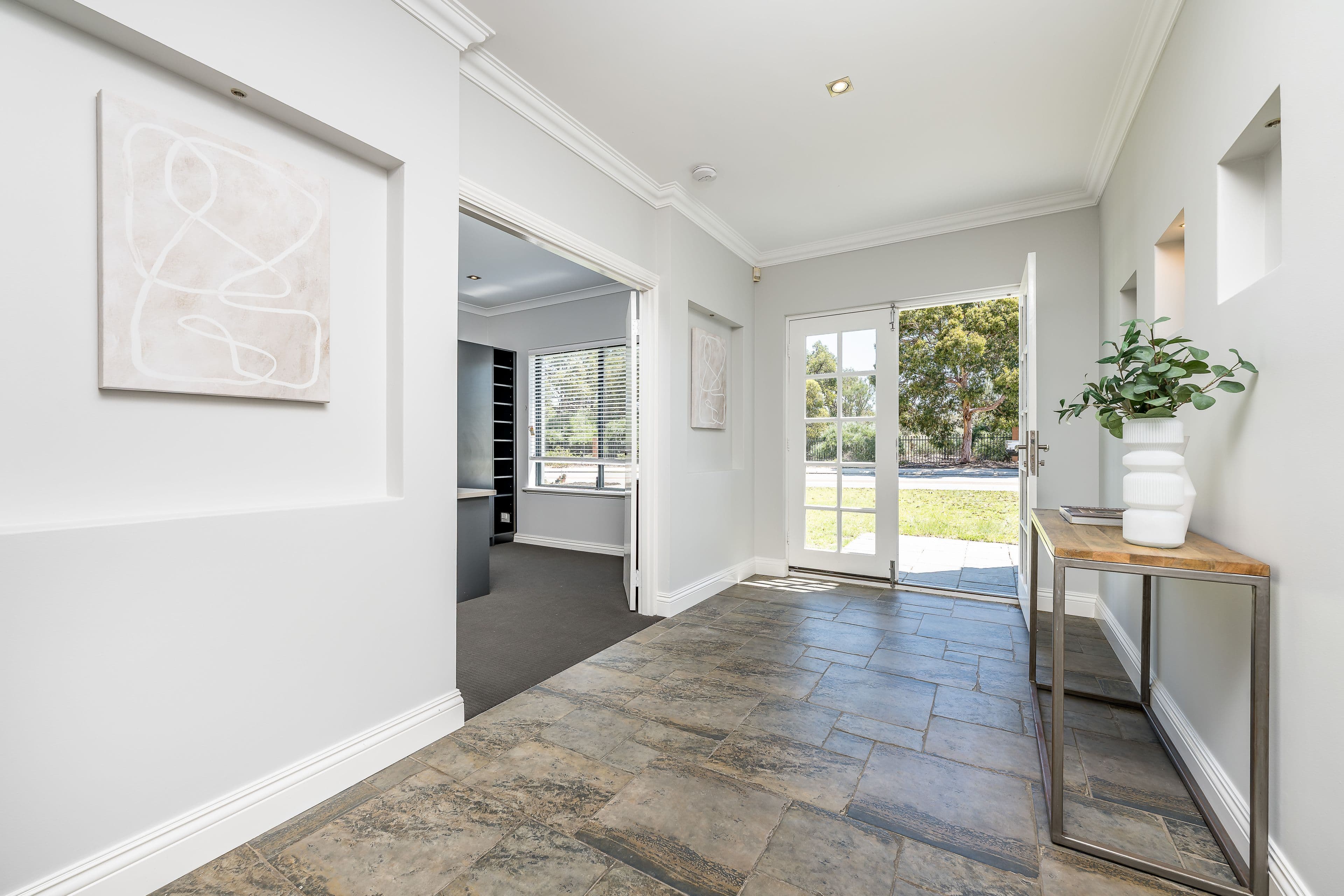 112 Golf Links Drive, Carramar WA 6031, Carramar - Thumbnail 2