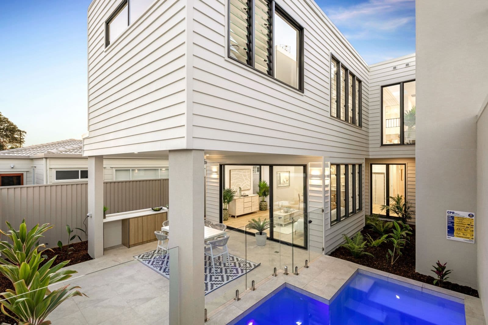 8 Tagera Street, Warana - Thumbnail 2