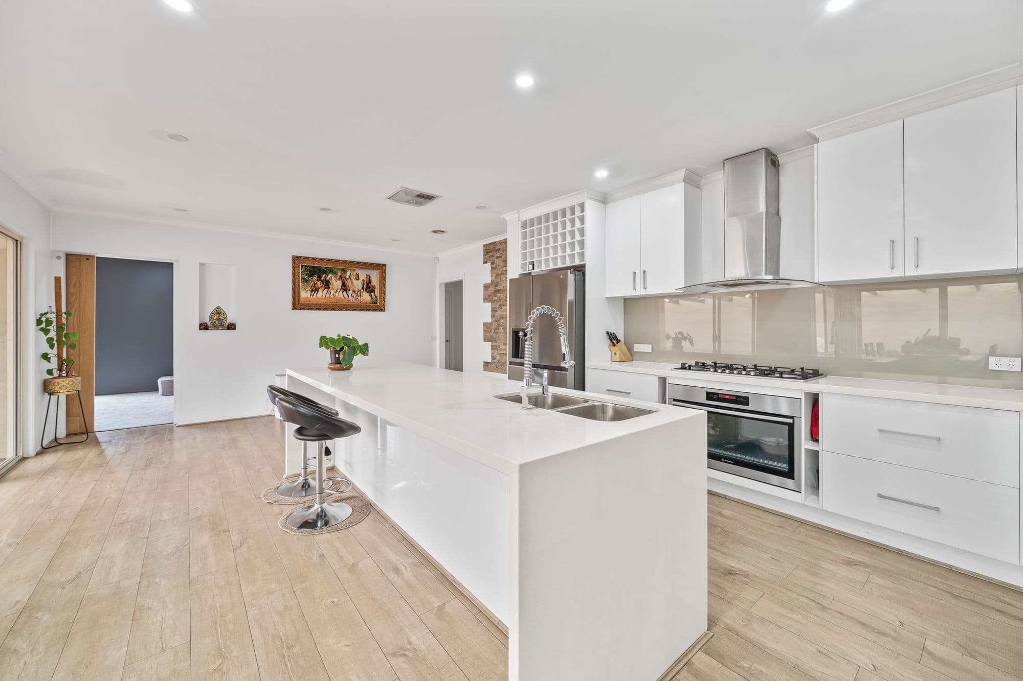 11 Dairyman Place, Calderwood, Calderwood - Thumbnail 4