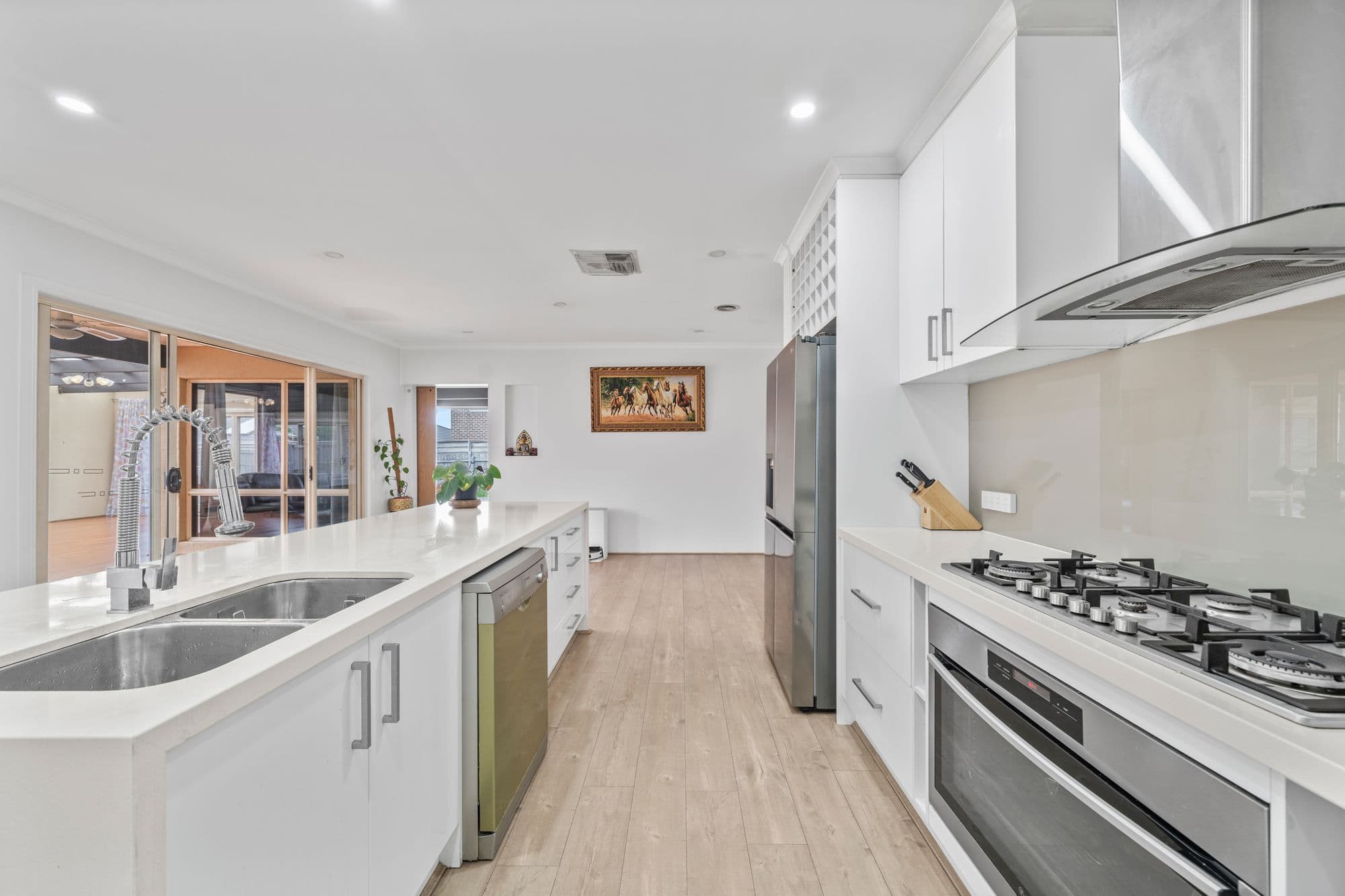 11 Dairyman Place, Calderwood, Calderwood - Thumbnail 5