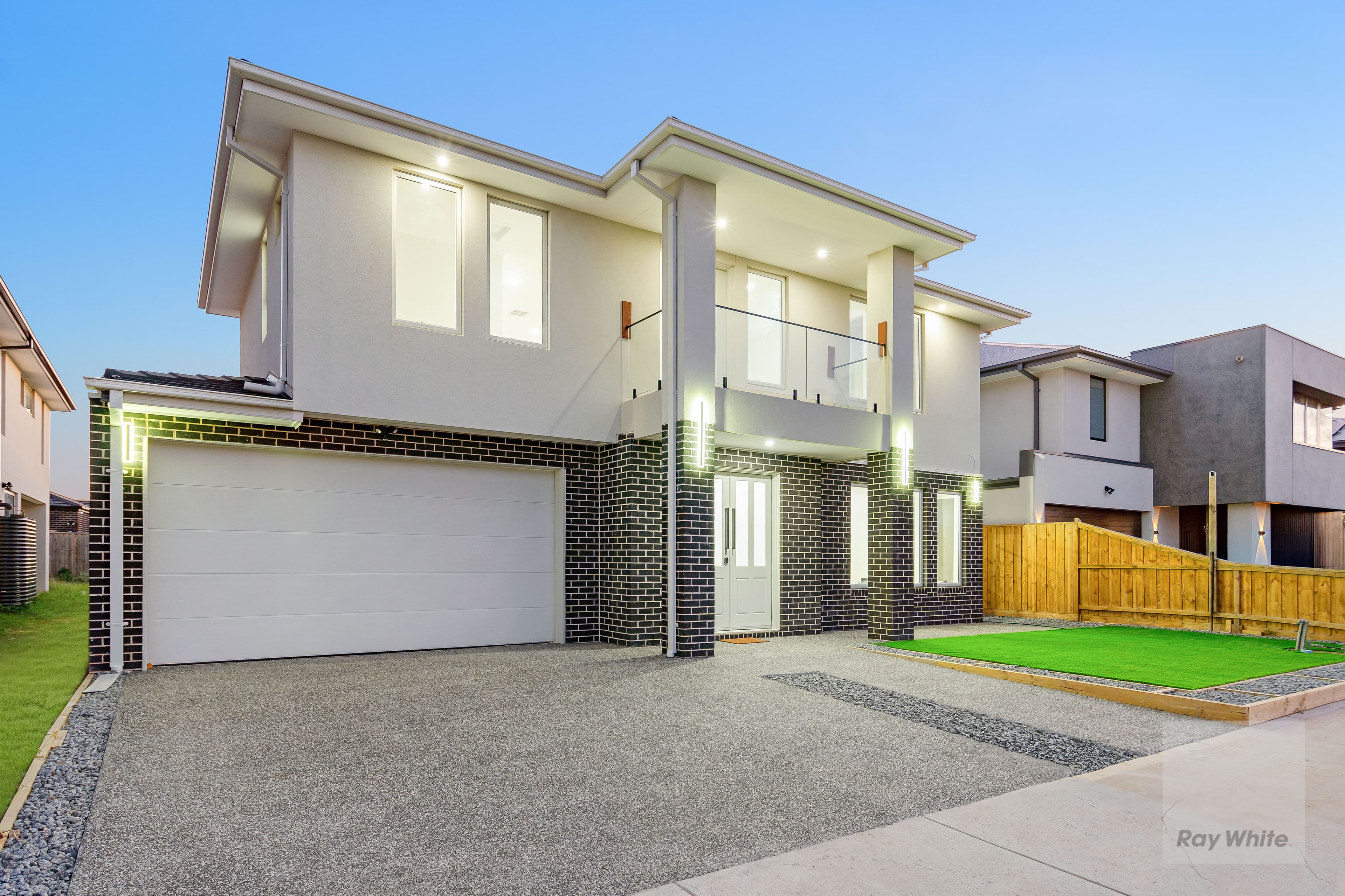 39 Warangal Way, DEANSIDE VIC 3336, Deanside - Thumbnail 2