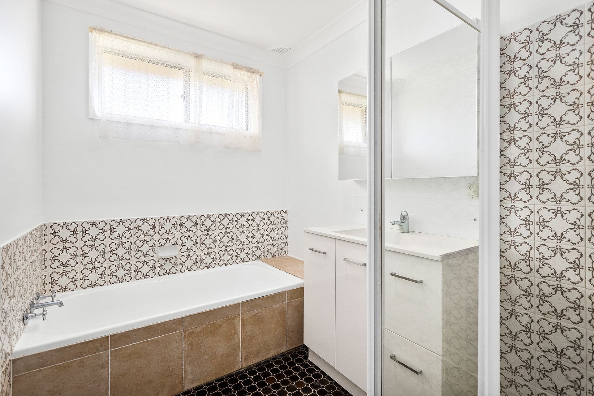 1 Lennox Crescent, Moss Vale NSW 2577, Moss Vale - Thumbnail 7