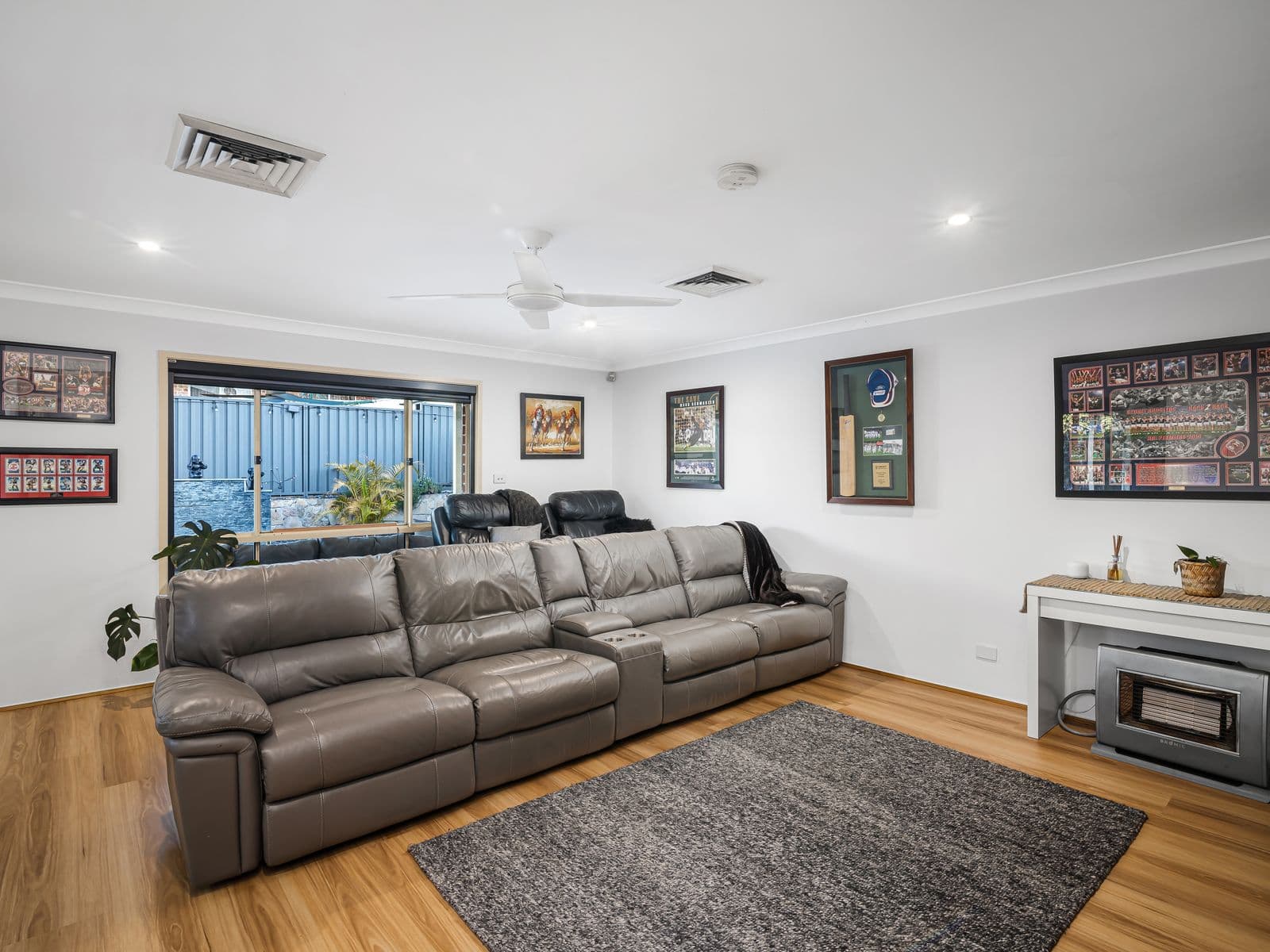 48 Thompson Crescent, Glenwood - Thumbnail 4