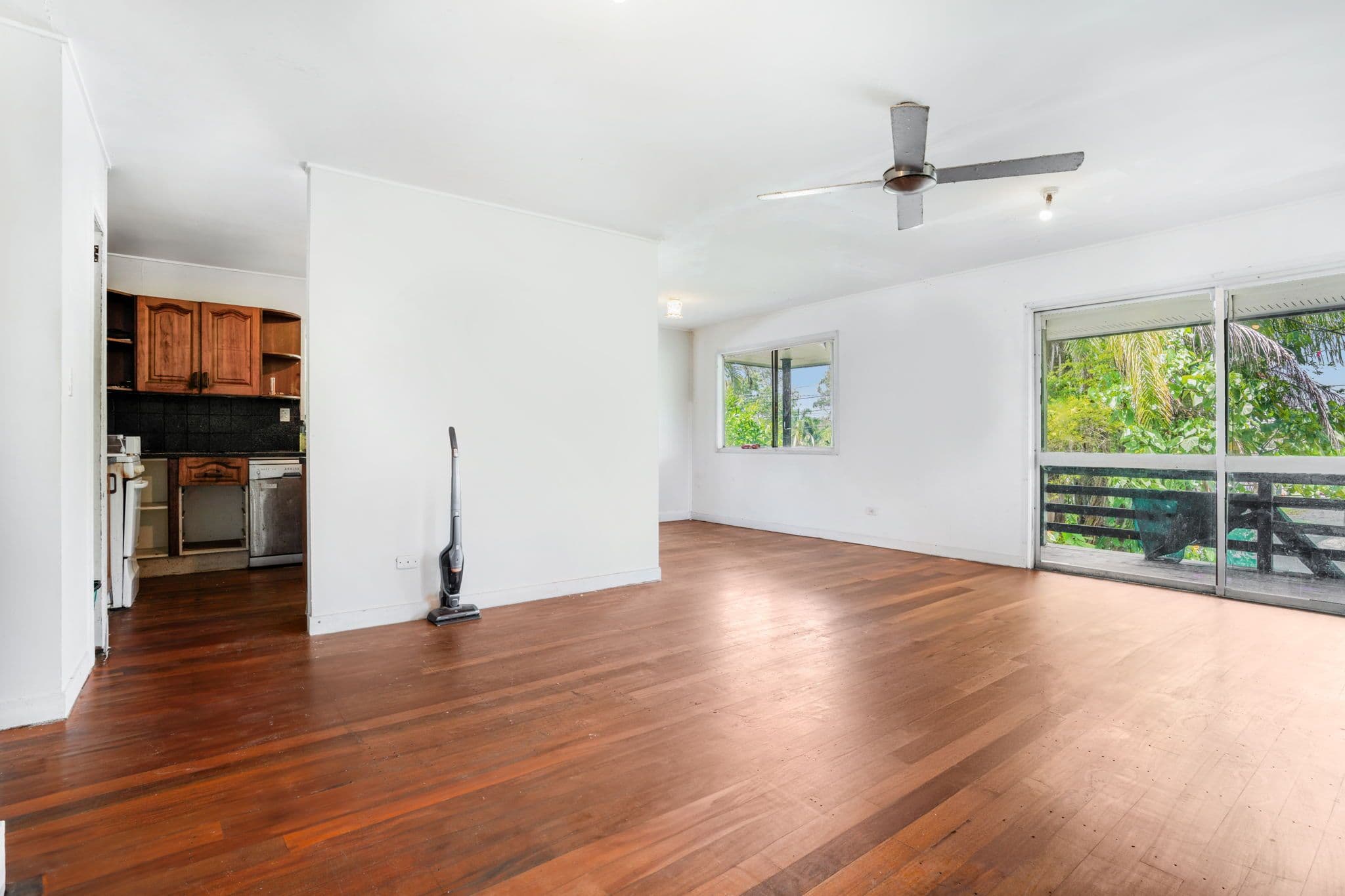 19 Carnival Street, Loganlea QLD 4131, Loganlea - Thumbnail 3