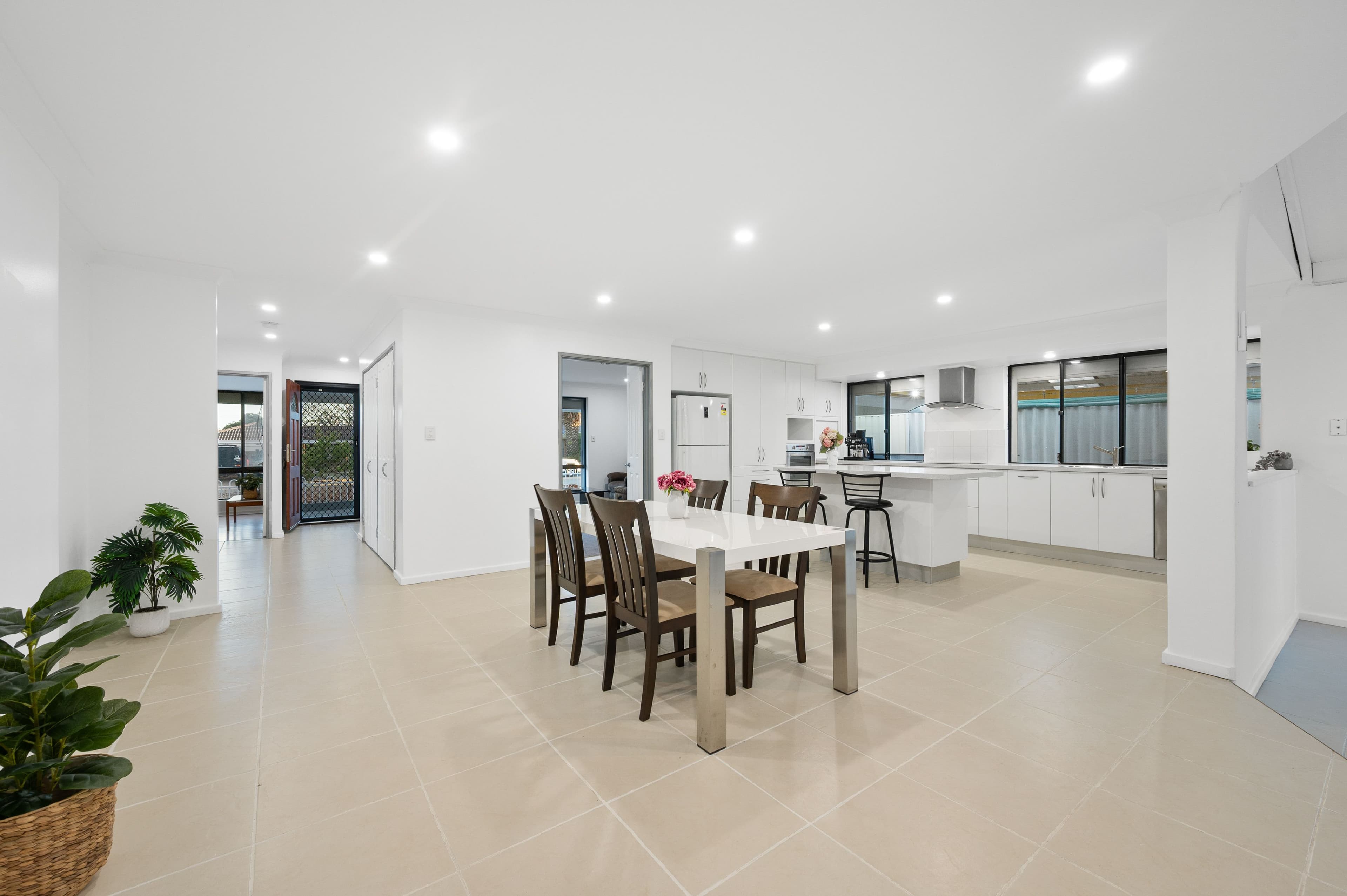 14 Marigold Place, Yangebup WA 6164, Yangebup - Thumbnail 5