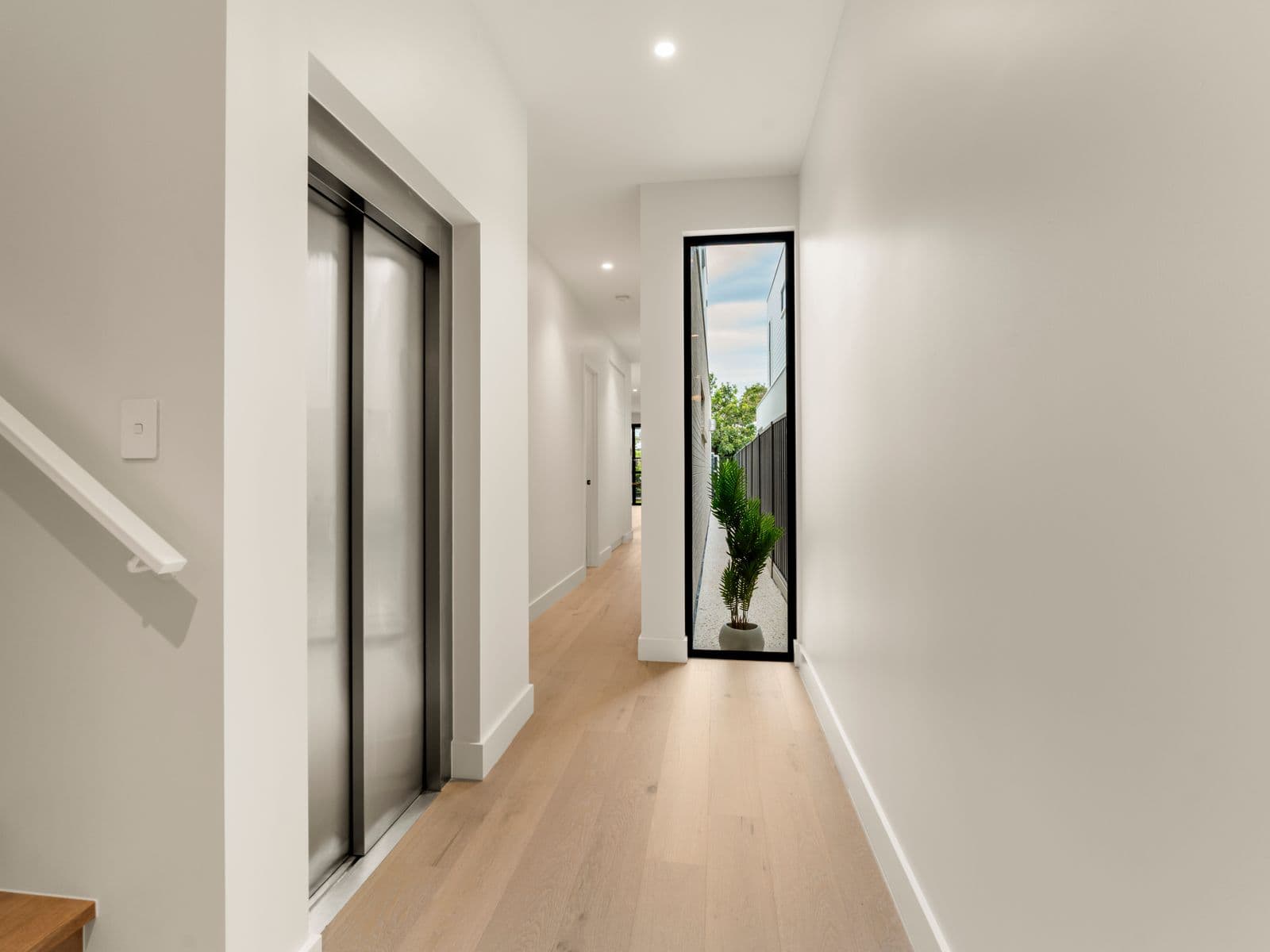 39A Hmas Australia Road, Henley Beach South - Thumbnail 2