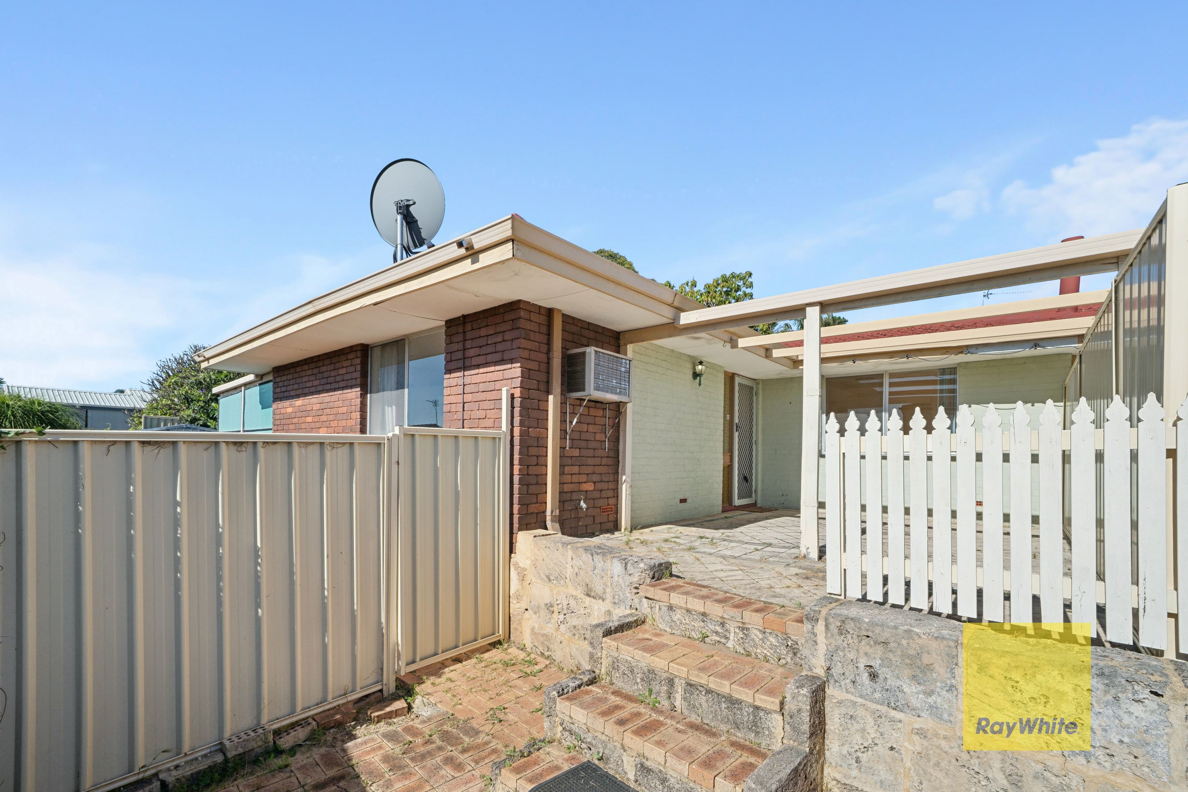 4B Griffiths Street, Kelmscott WA 6111, Kelmscott - Image 1