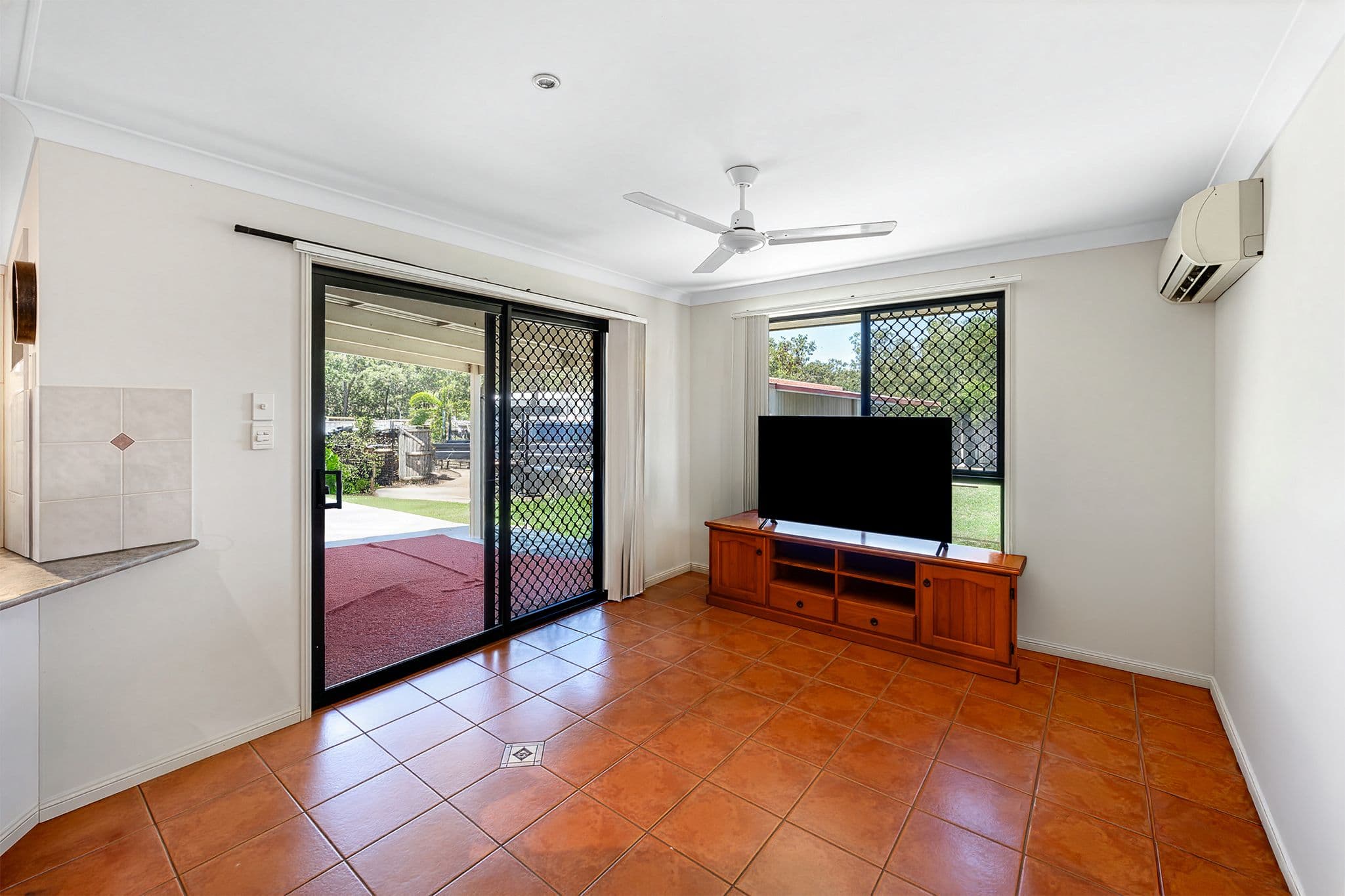 28 Col Brown Avenue, Clinton QLD 4680, Clinton - Thumbnail 5