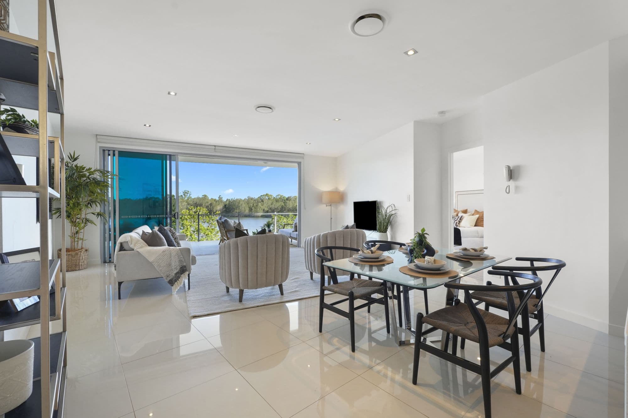 3046 Quay South Drive, Carrara QLD 4211, Carrara - Thumbnail 3