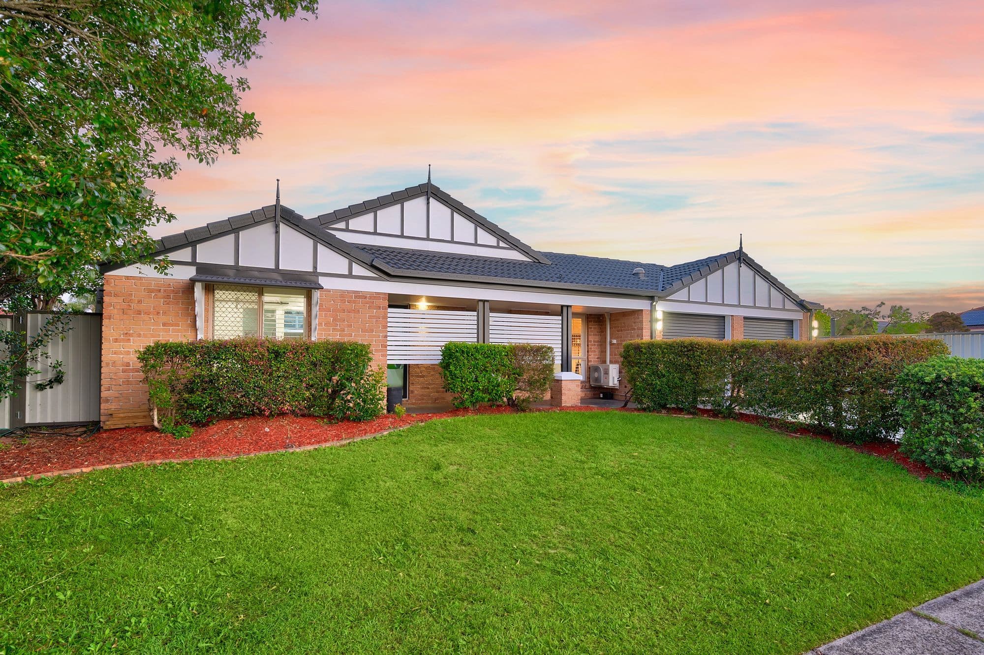 98 Bannockburn Crescent, Parkinson QLD 4115, Parkinson - Image 1