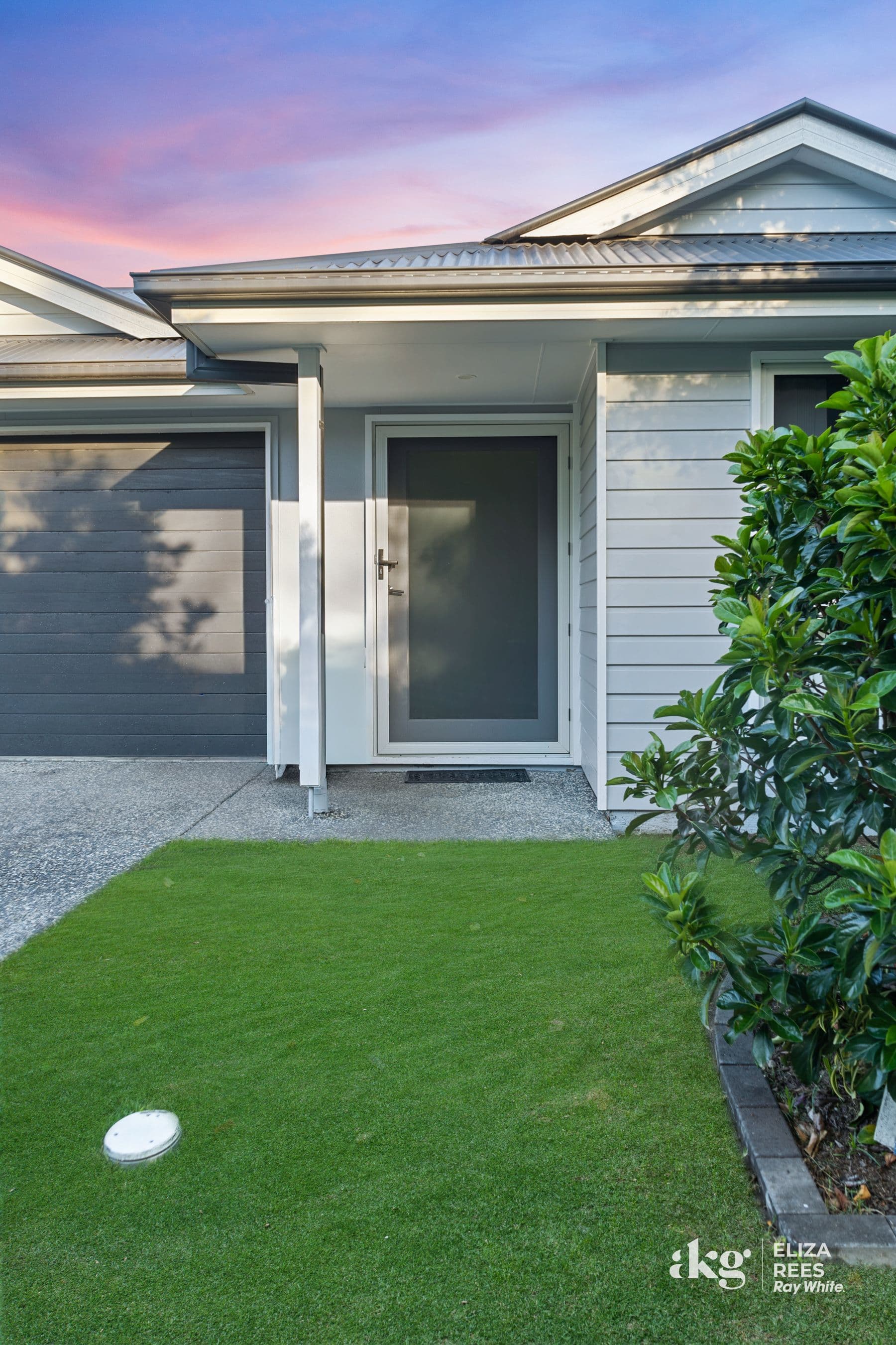 25 Jackson Place, Greenbank QLD 4124, Greenbank - Thumbnail 2