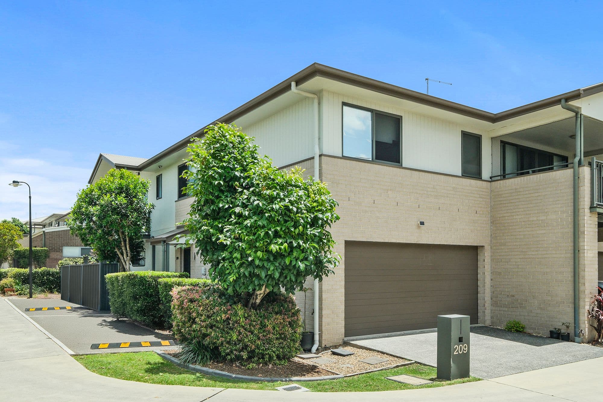 25 Farinazzo Street, Richlands QLD 4077, Richlands - Image 1