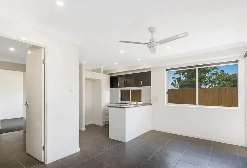 8 Radke Road, Bethania - Thumbnail 4
