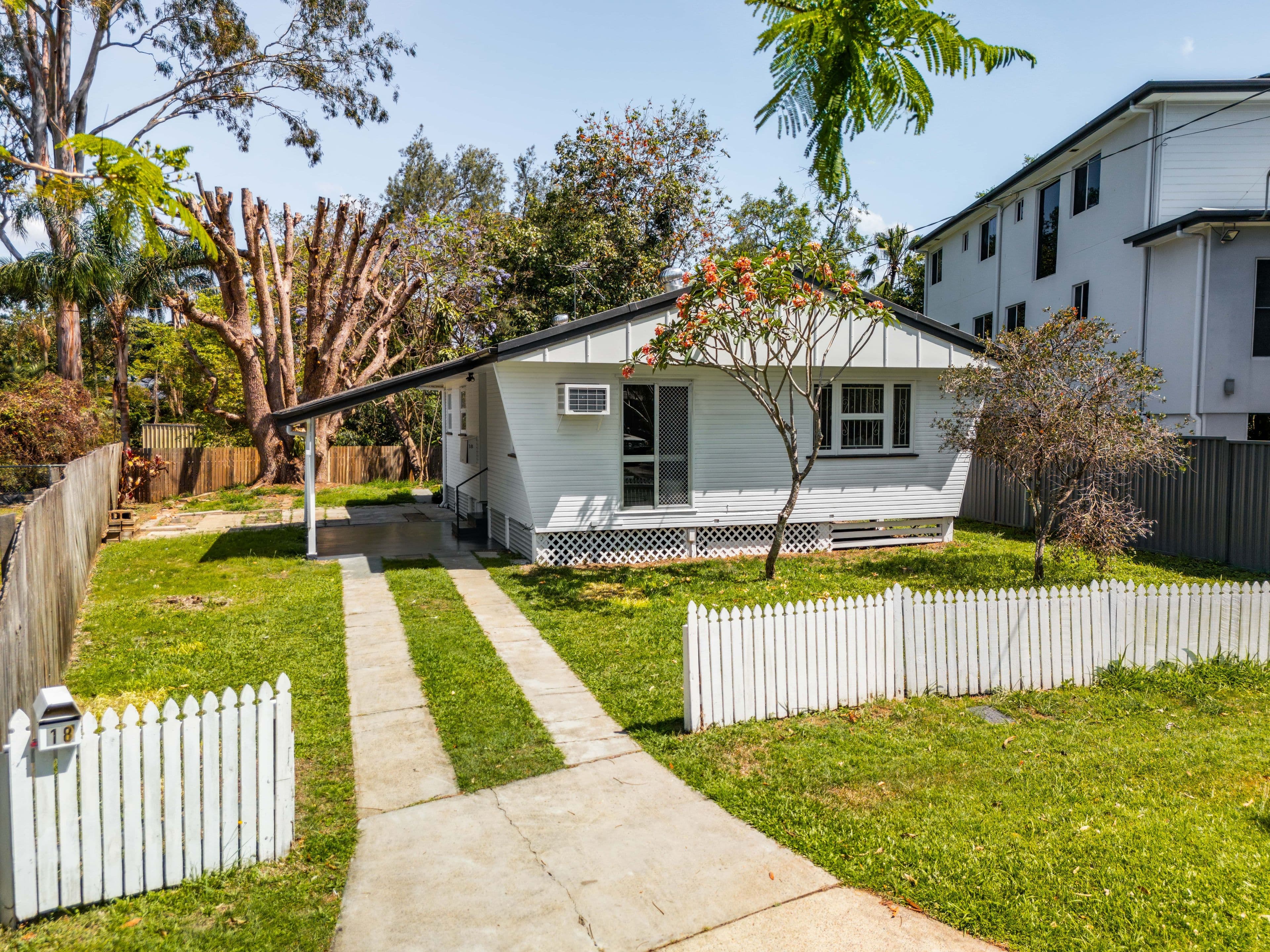 18 Bywood Street, Sunnybank Hills QLD 4109, Sunnybank Hills - Image 1