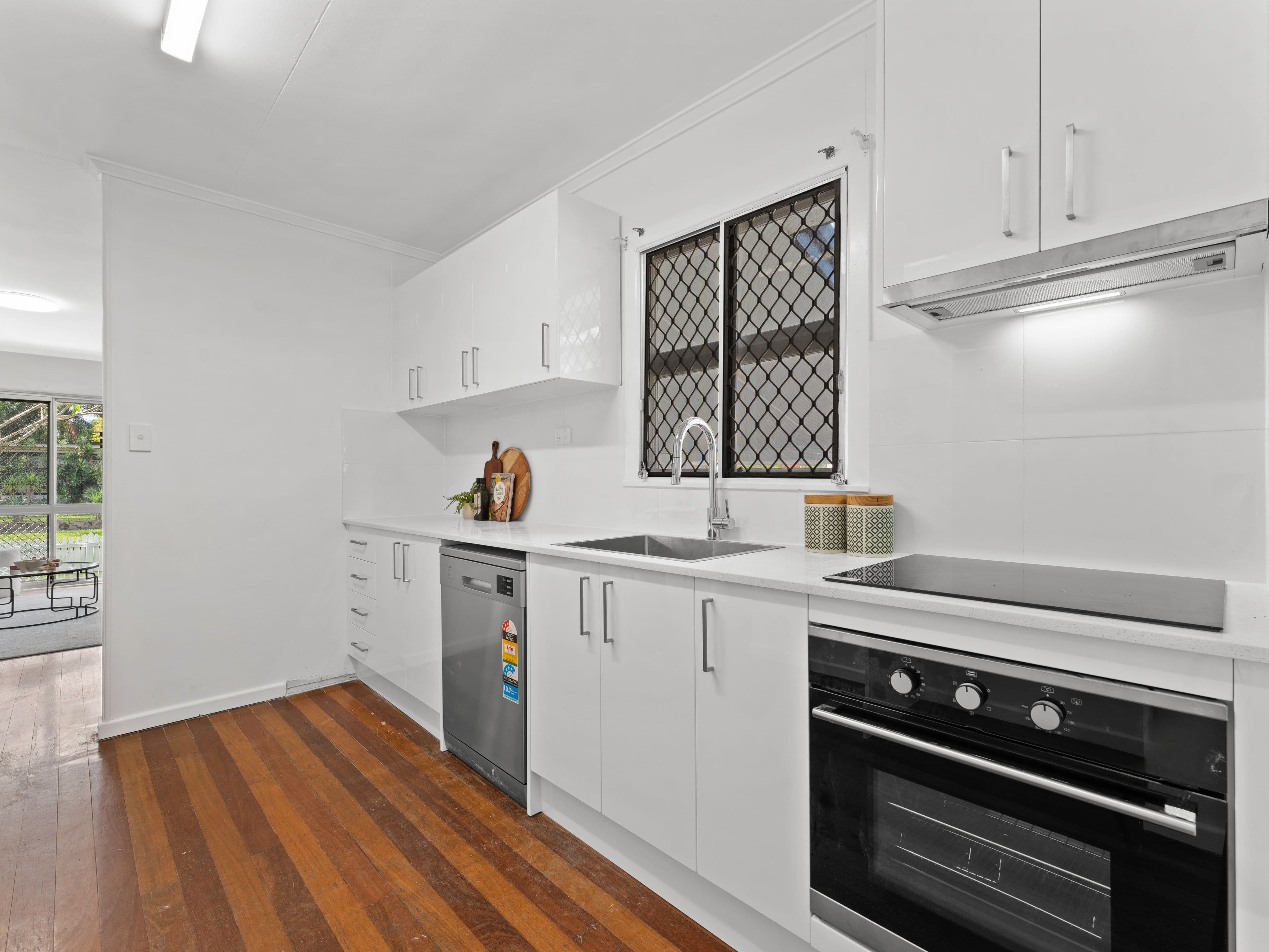 18 Bywood Street, Sunnybank Hills QLD 4109, Sunnybank Hills - Thumbnail 6