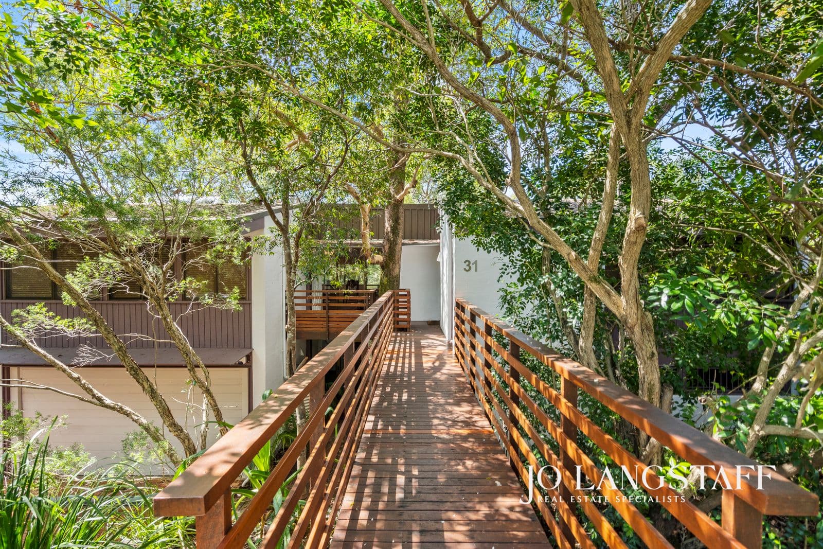 31 Woonalee Street, Kenmore QLD 4069, Kenmore - Thumbnail 3