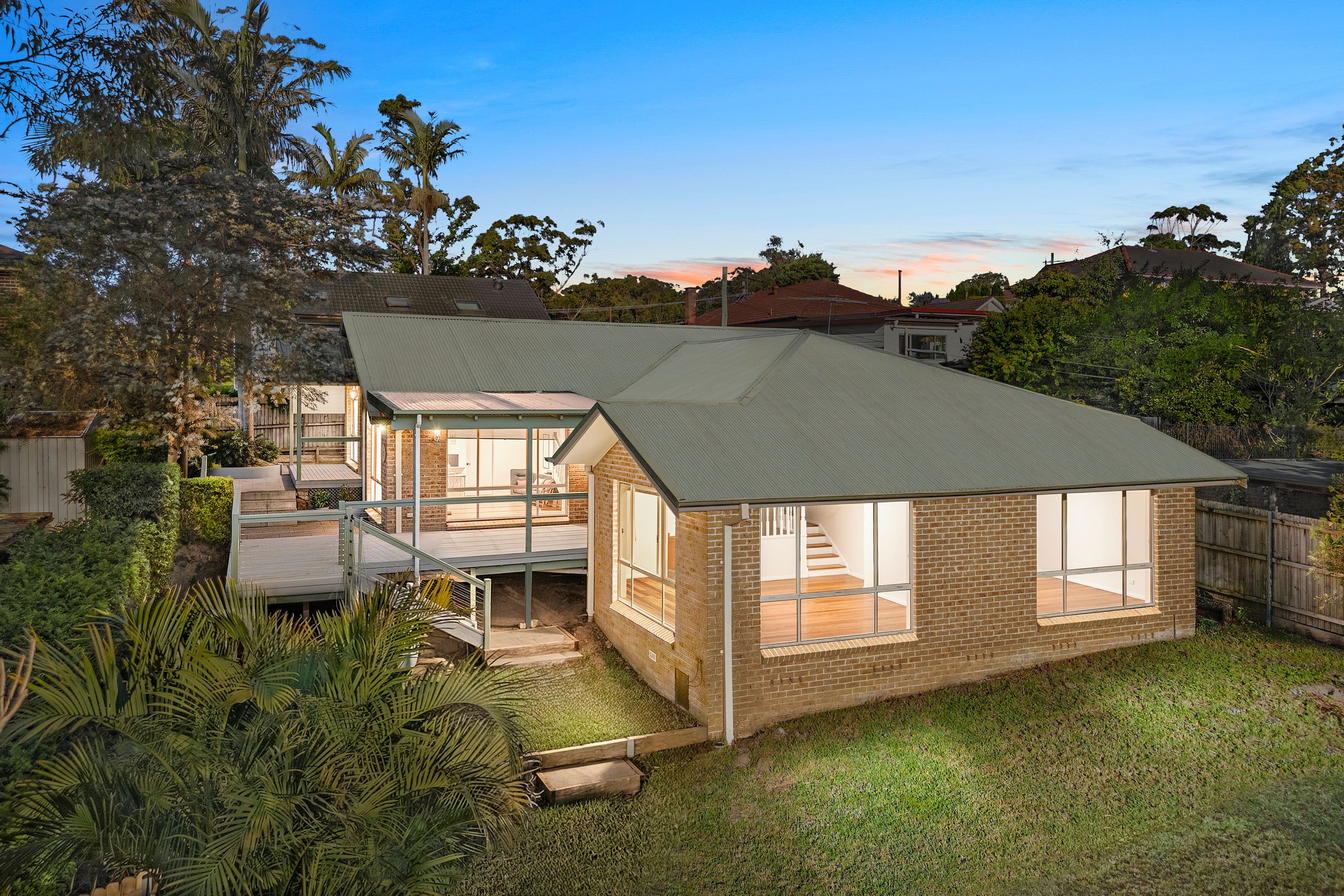 2/129B Pretoria Parade, Hornsby NSW 2077, Hornsby - Thumbnail 2
